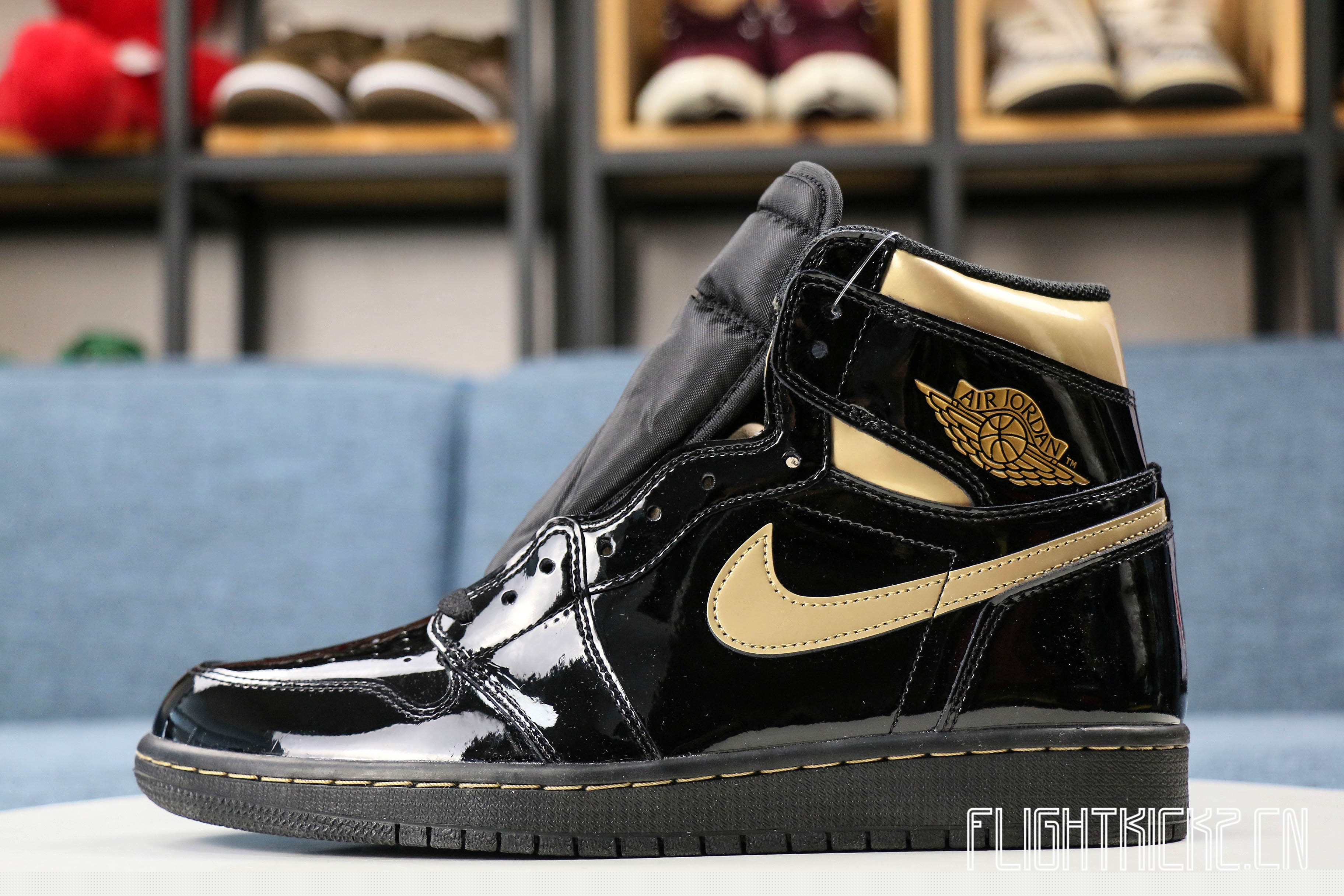Air Jordan 1 Retro High OG in Black/Metallic Gold 2020