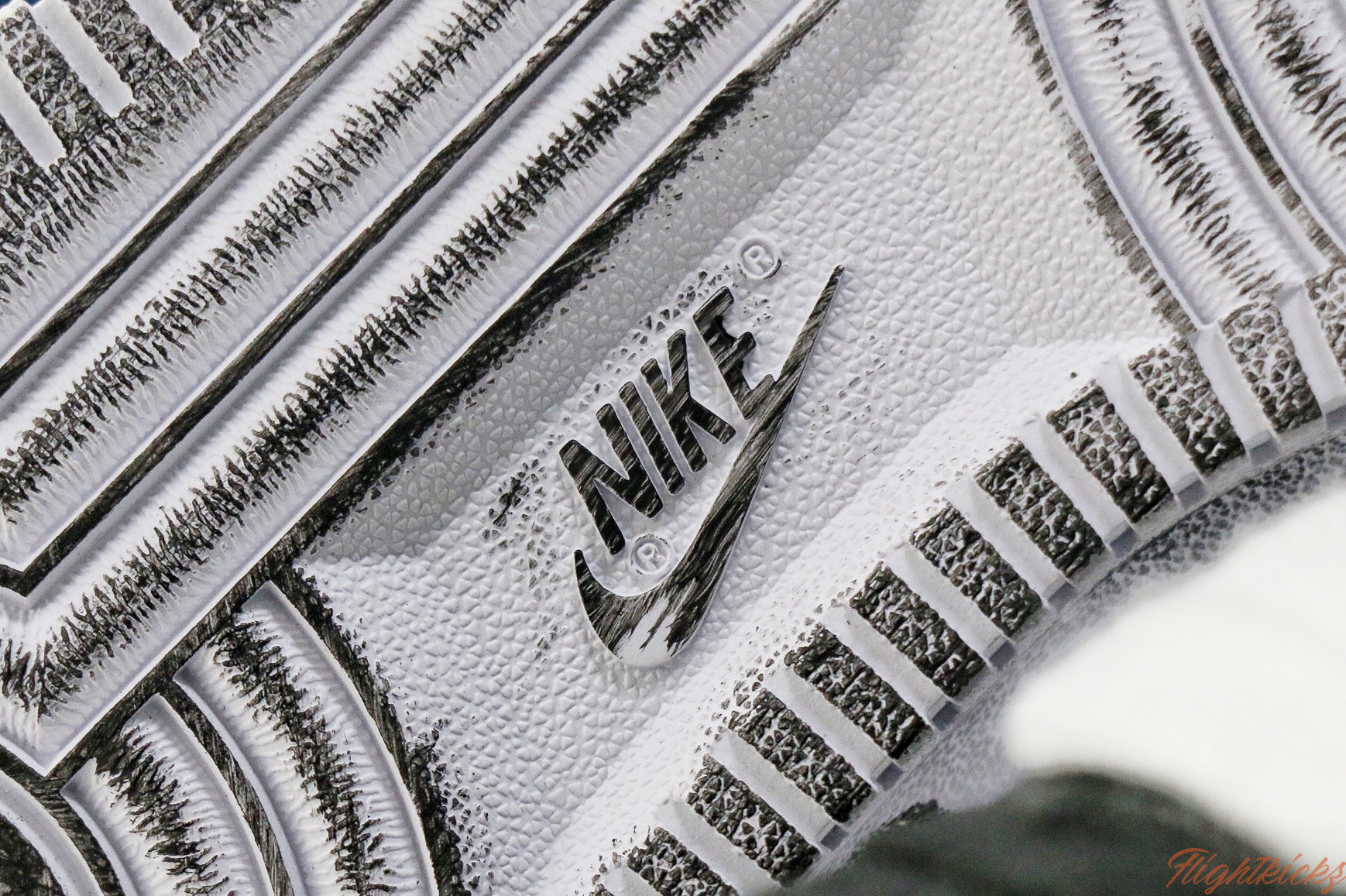 PEACEMINUSONE x Nike Air Force 1 Low Para-noise Black White