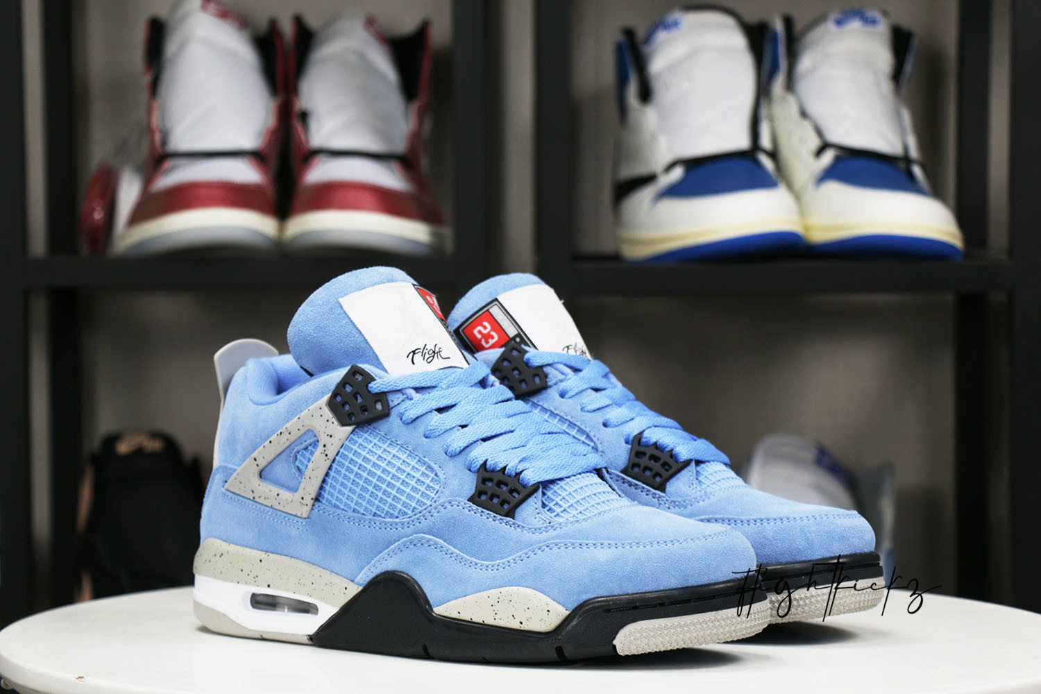 Jordan 4 Retro Universtity Blue 2021( Ln5 A1 )