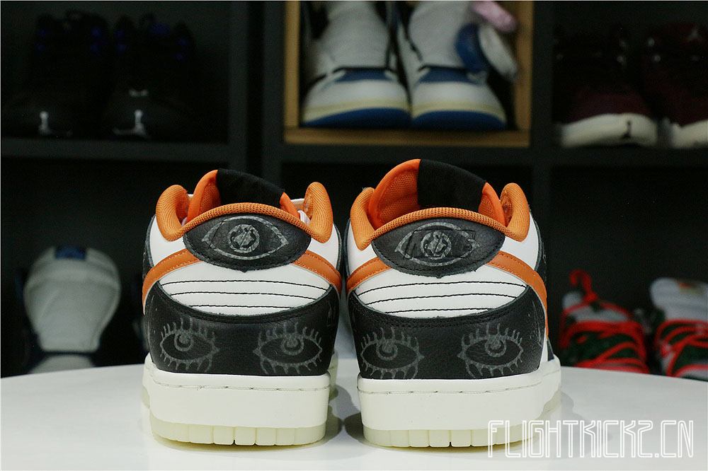 Nike Dunk Low “Halloween” 2021