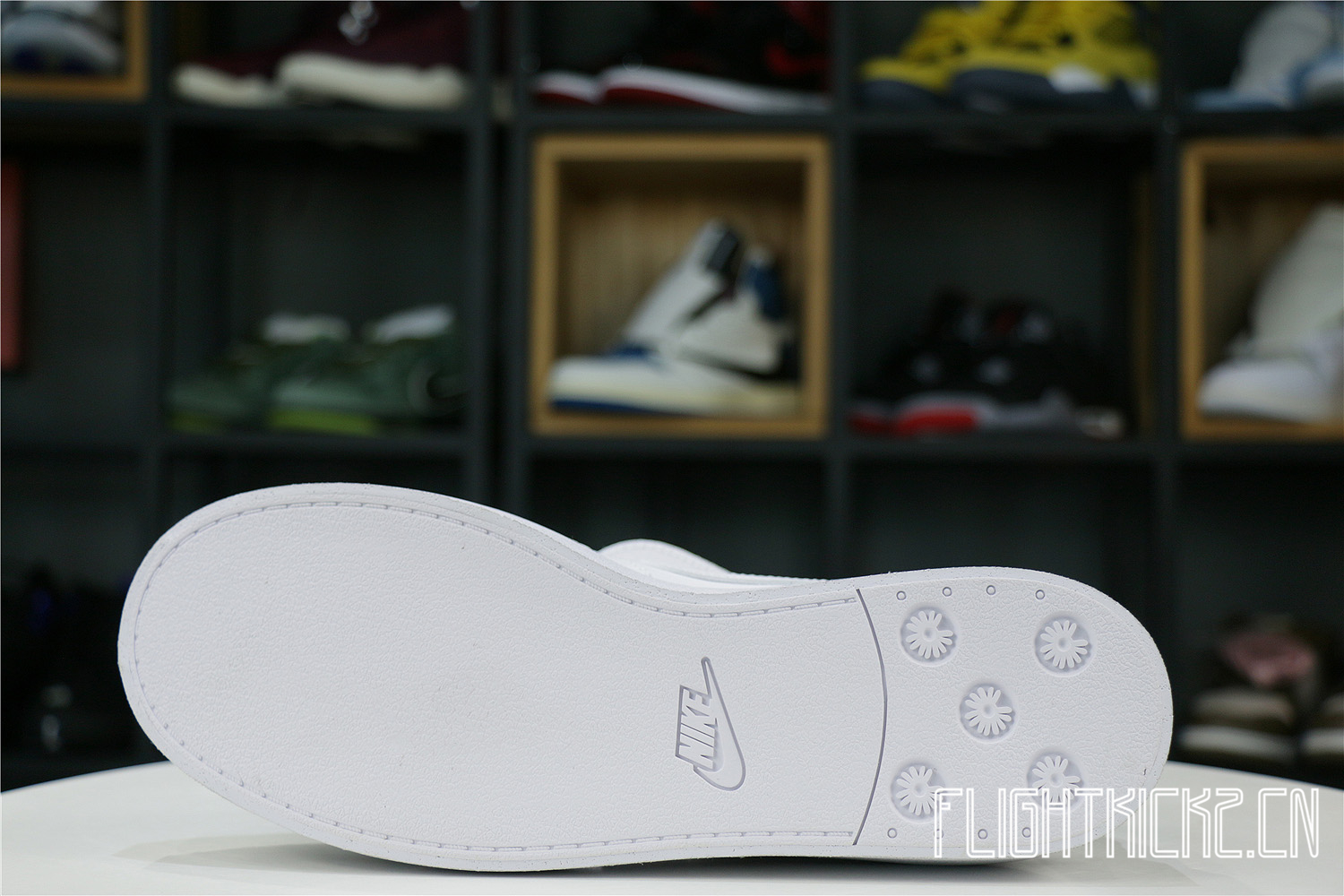 PECEMINUSONE x Nike Kwondo 1