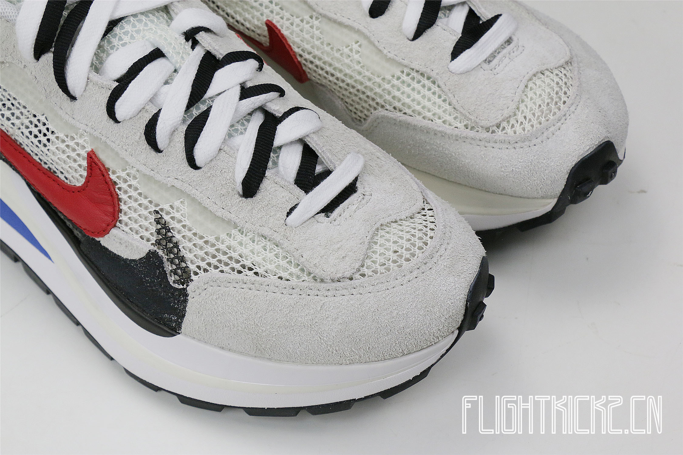 Sacai x Nike Vaporwaffle Sport Fuchsia Game Royal (LN5 A1)