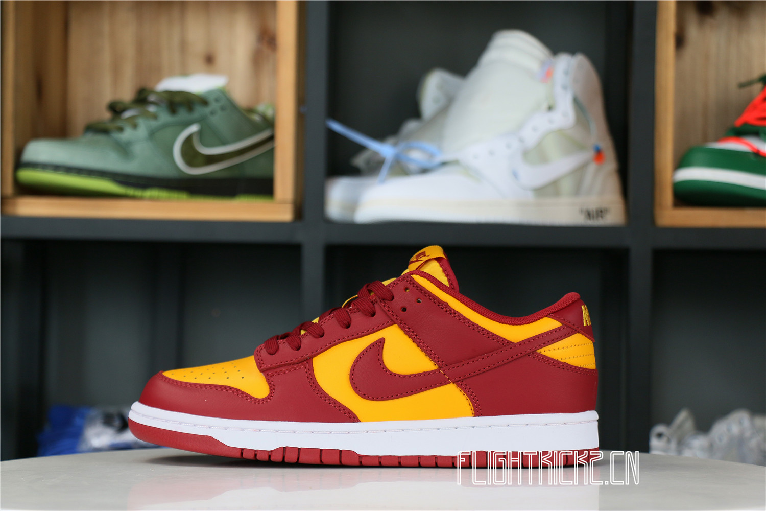 Nike Dunk Low Midas Gold