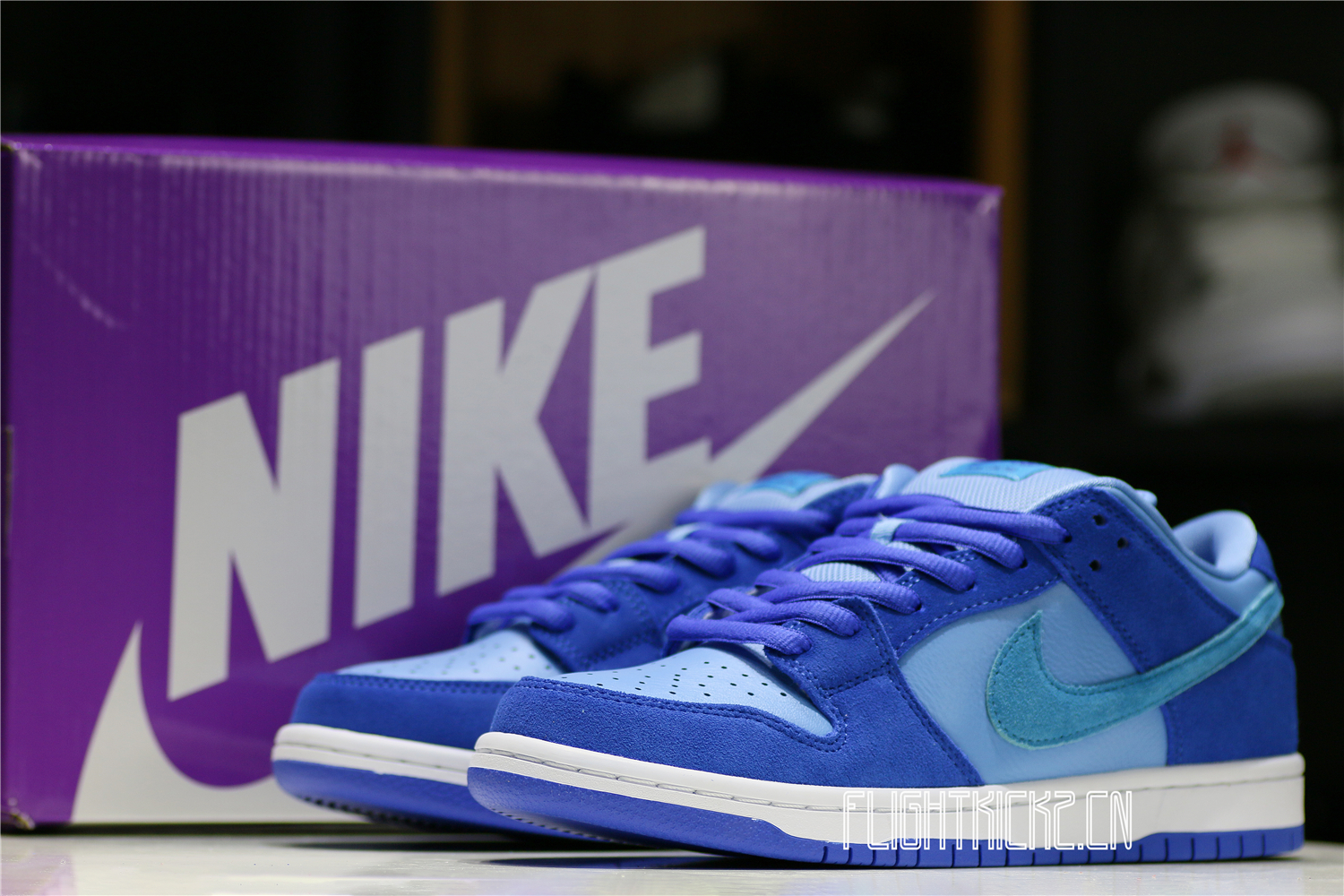 Nike SB Dunk Low Blue Raspberry