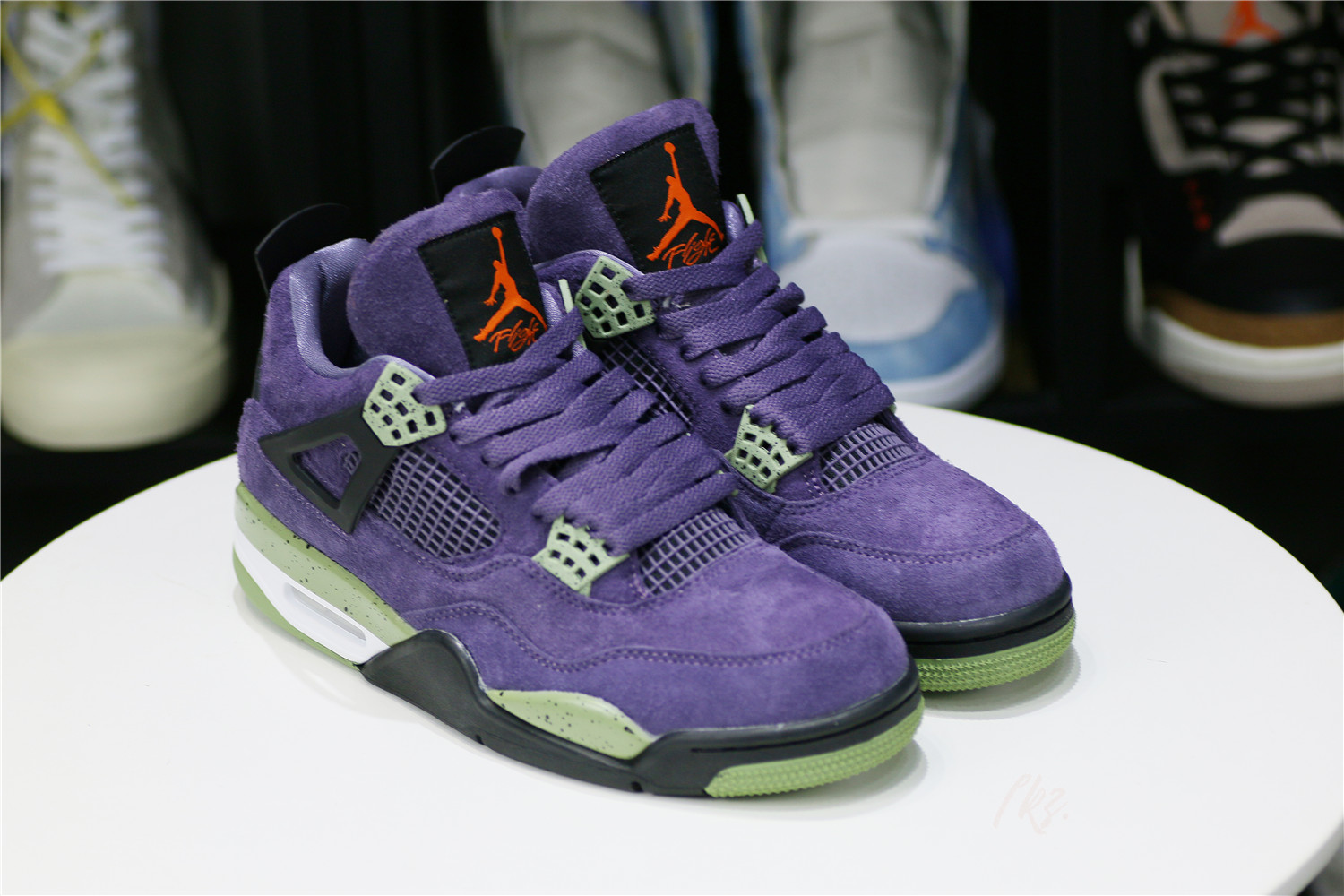 Air Jordan IV 4 Retro Canyon Purple 2022