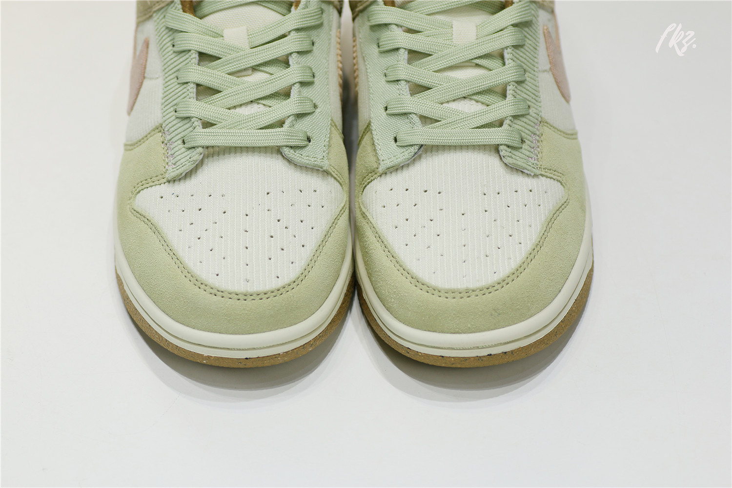 Nike Dunk Low On the Bright Side (W)