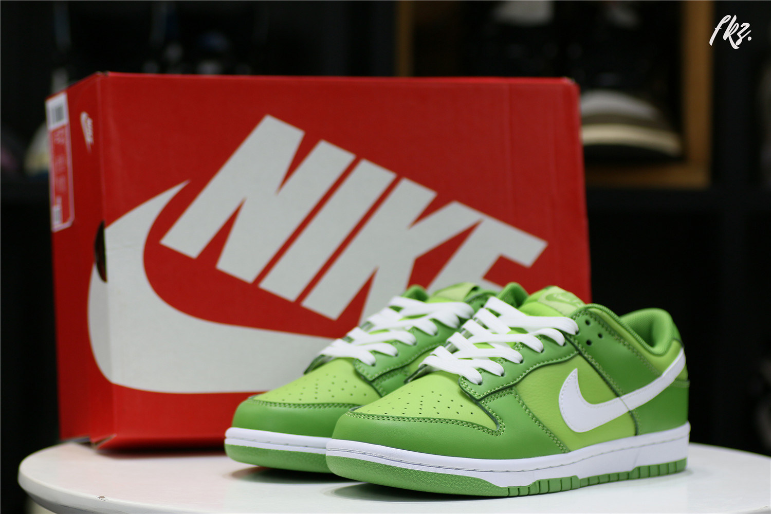 DUNK LOW ‘CHLOROPHYLL’