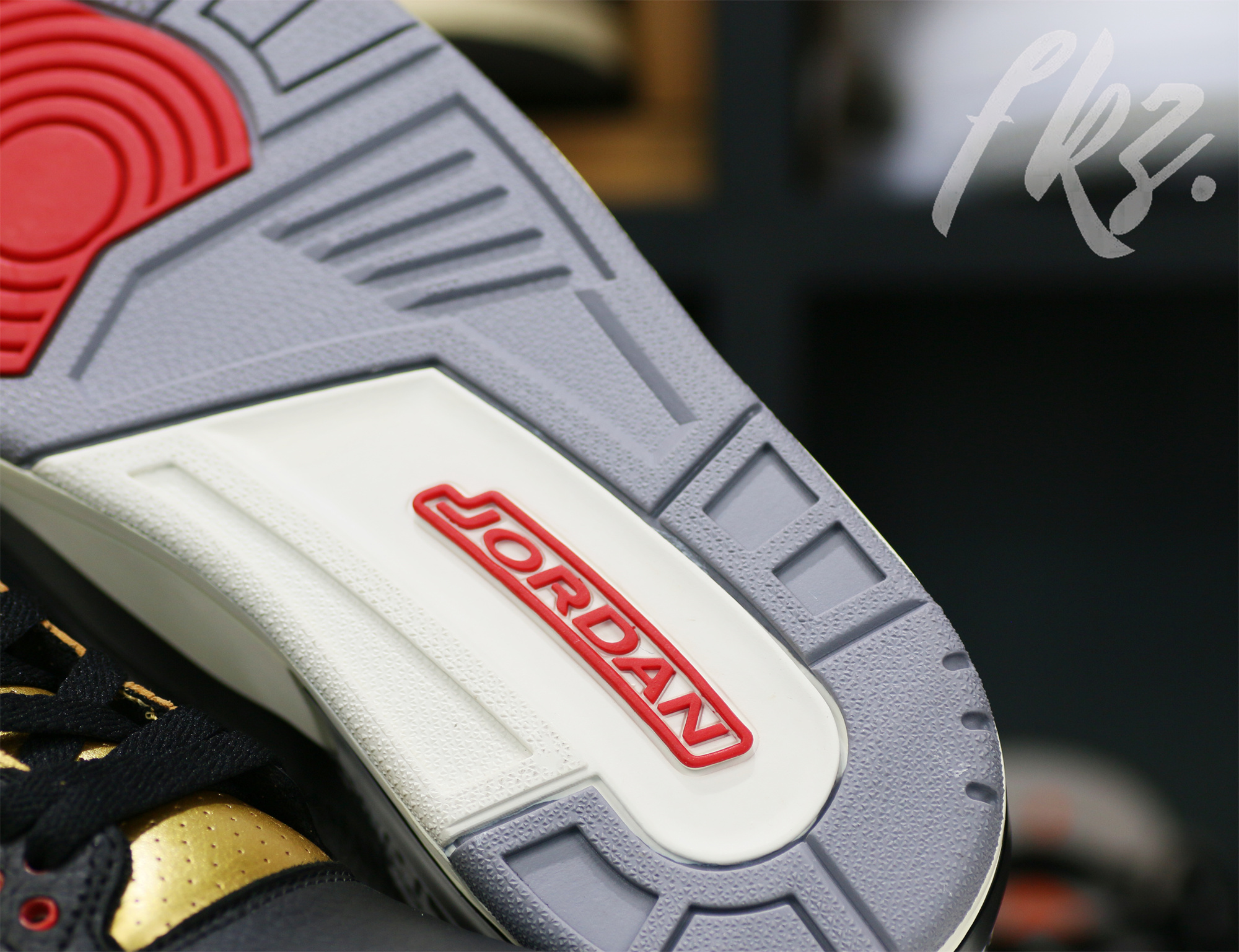 Air Jordan 3 “Black Cement Gold” 2022