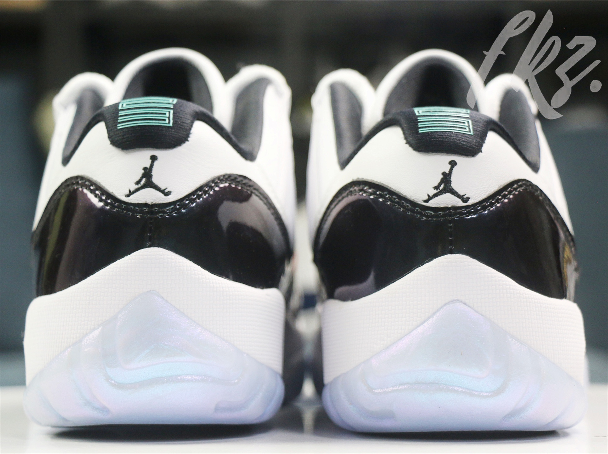 Air Jordan 11 Retro Georgetown low