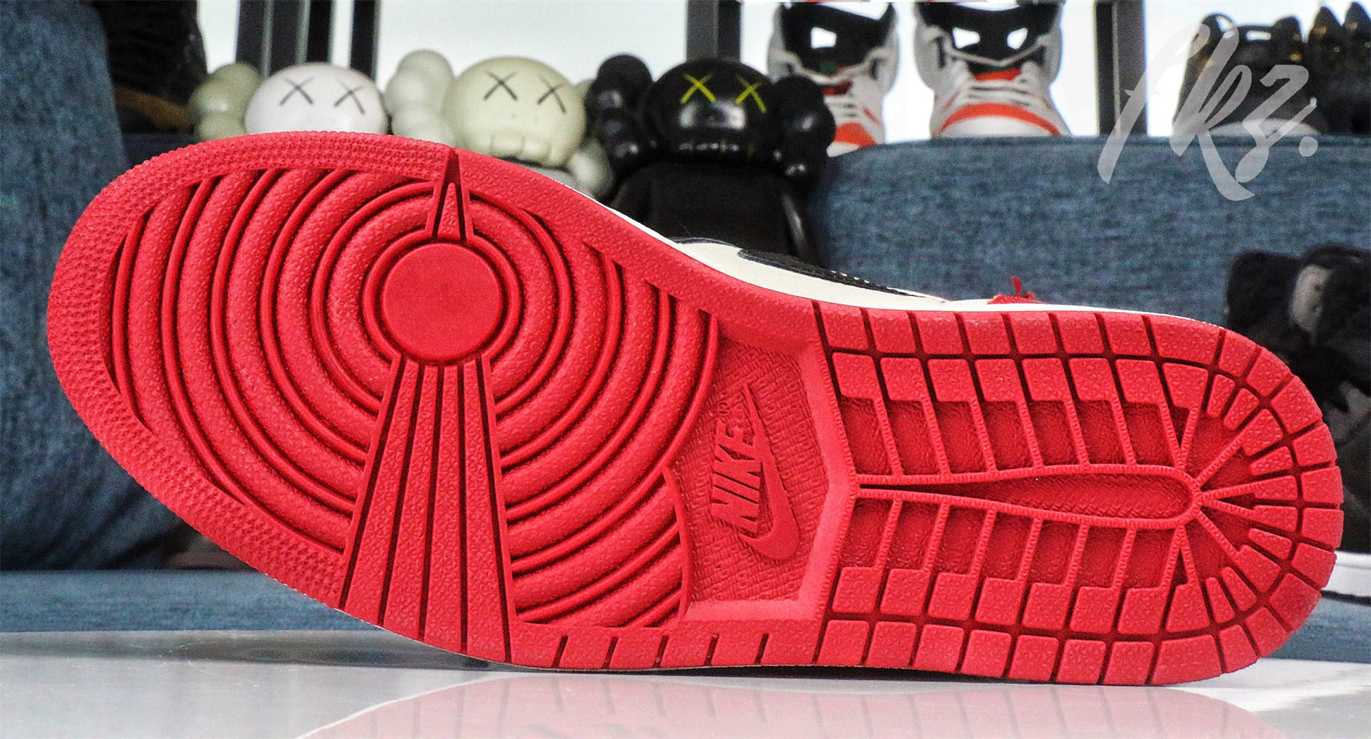 Air Jordan 1 Retro High Bred Toe (GS)