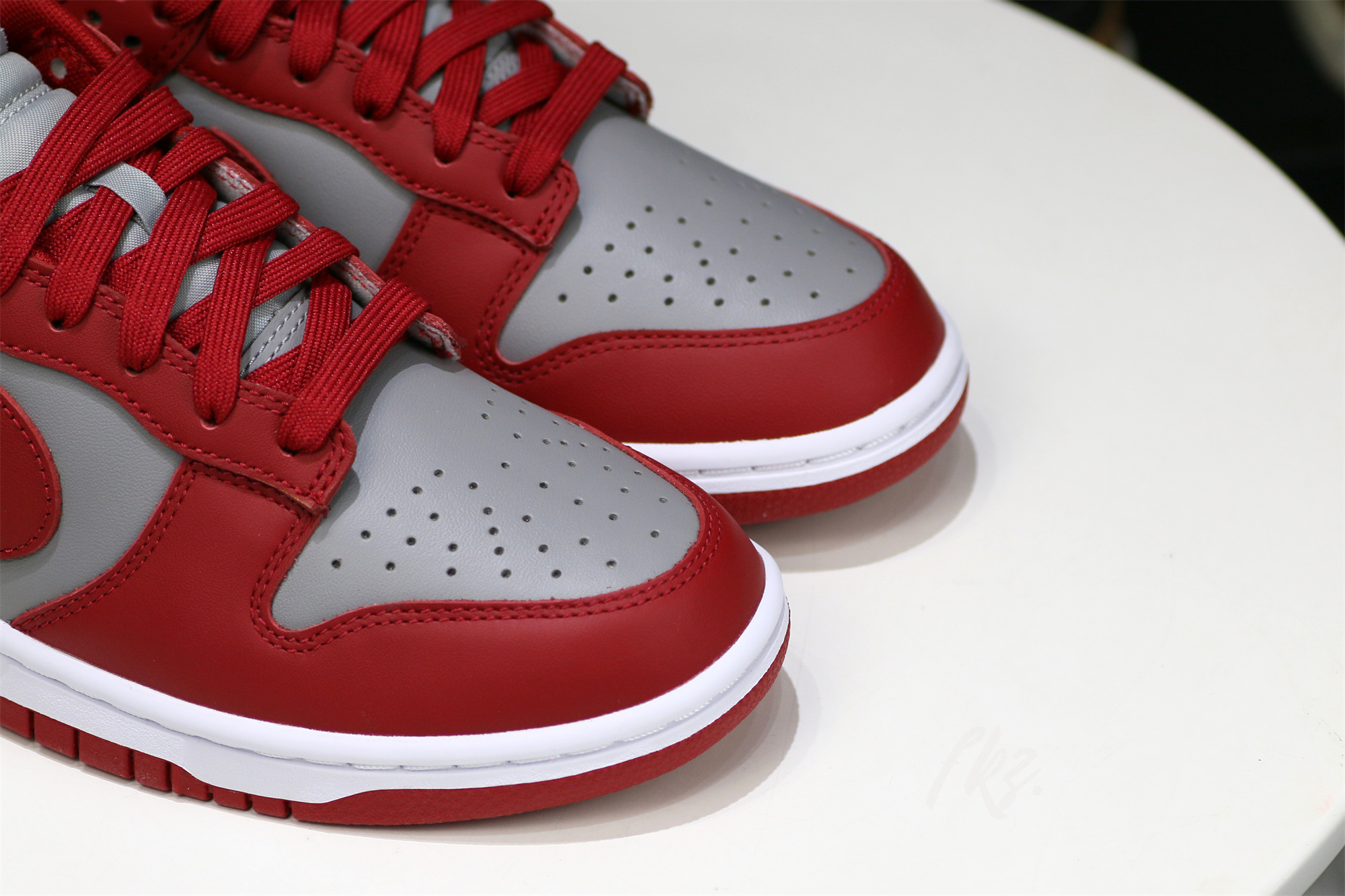 Nike Dunk Low Retro Medium Grey Varsity Red UNLV (2021)(LN5 A1 Batch)