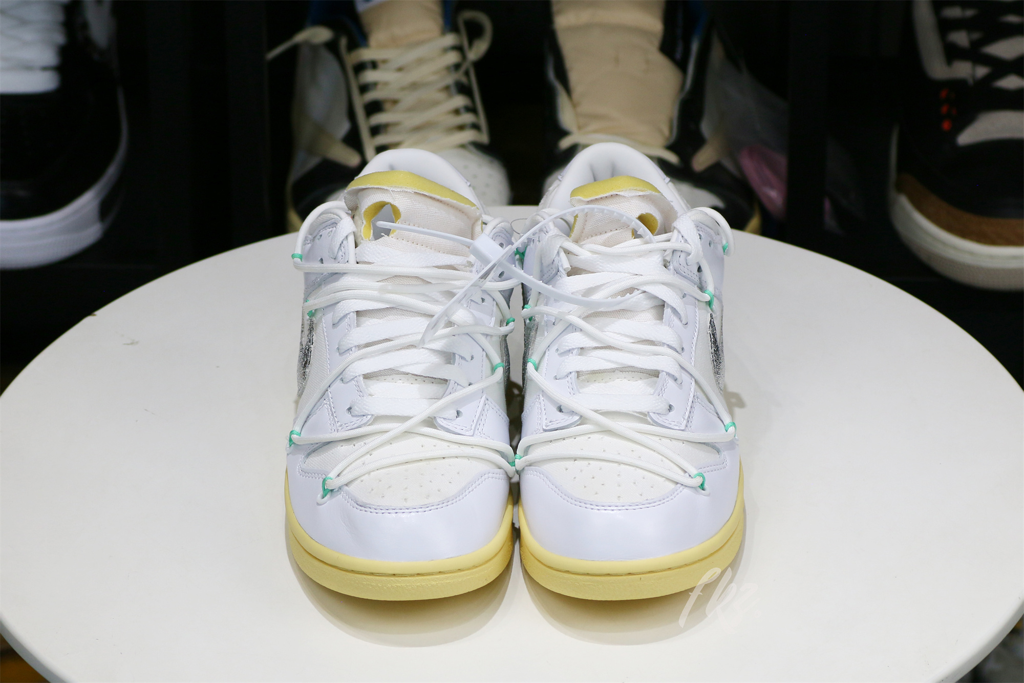 Nike Dunk Low Off-White Lot 1