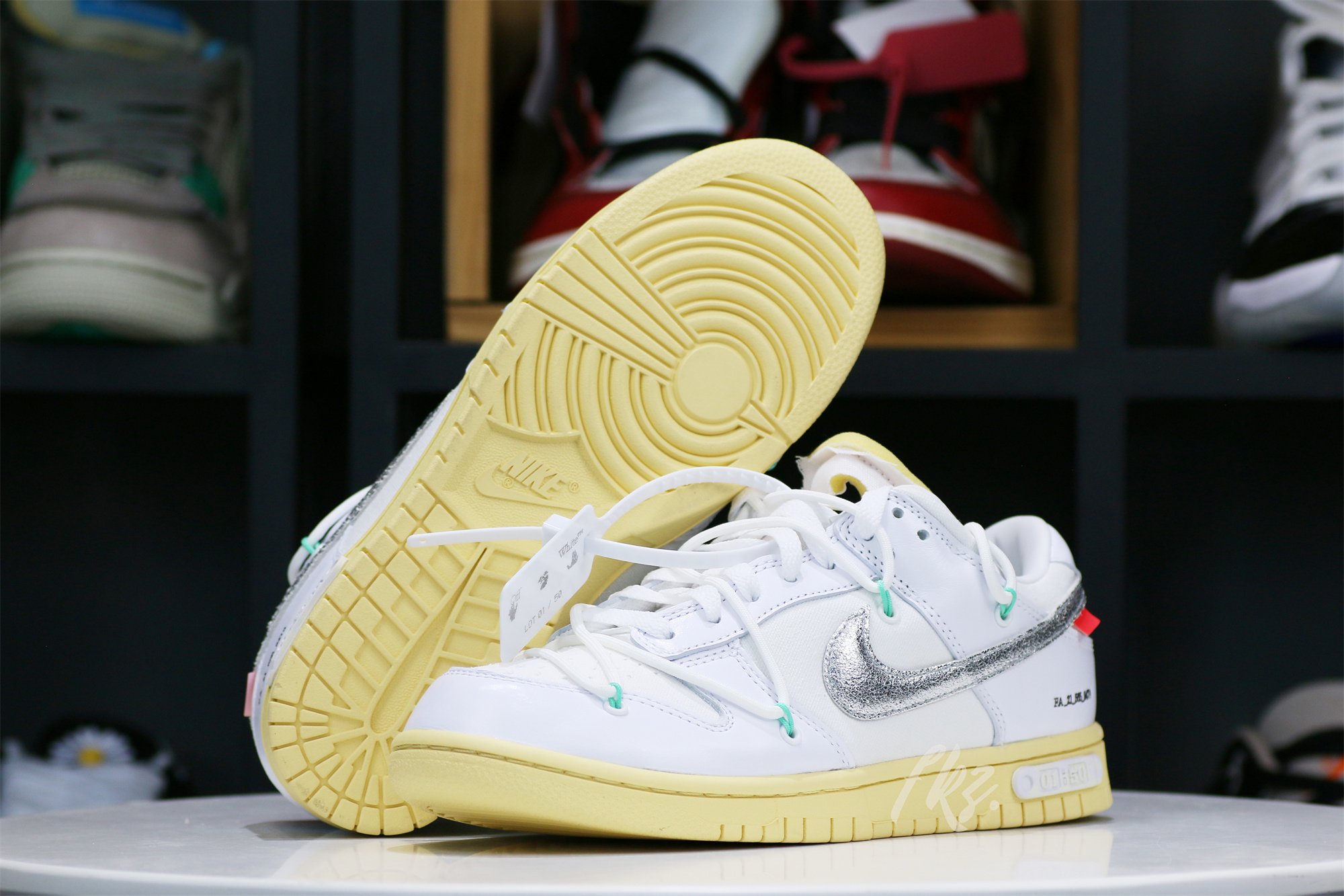 Nike Dunk Low Off-White Lot 1