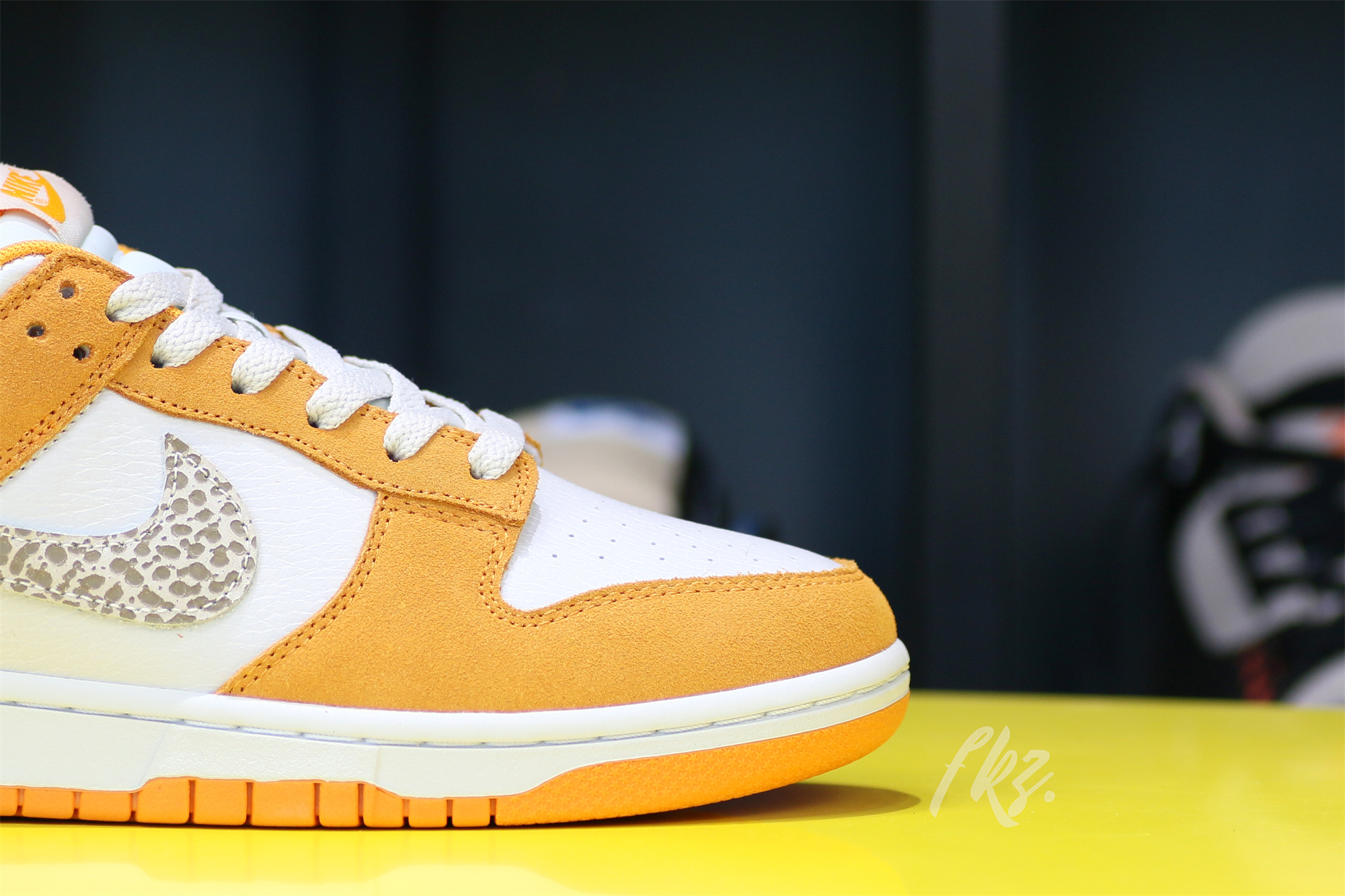 Nike Dunk Low AS Safari Swoosh “Kumquat”