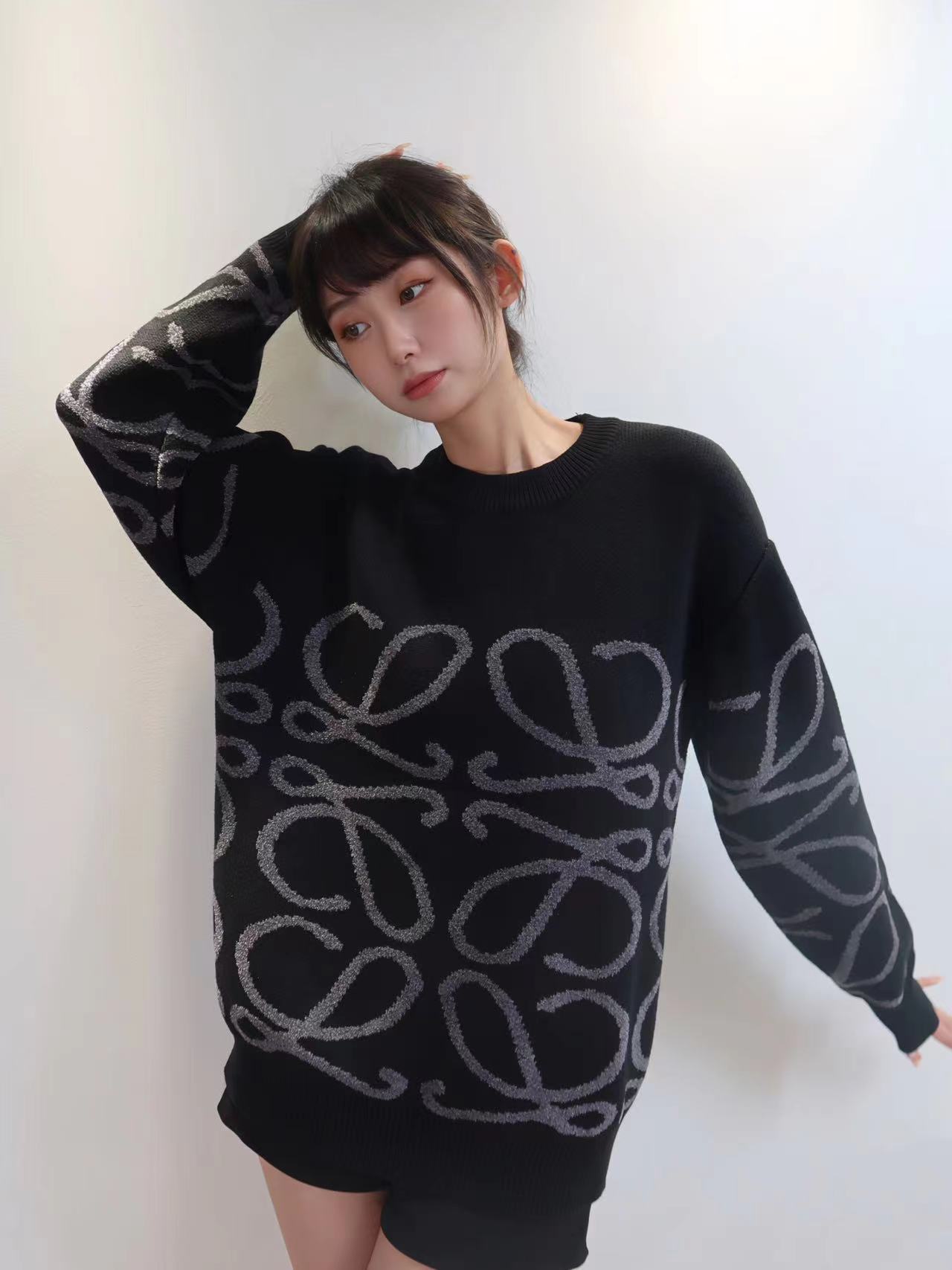 LOEVVE 22SS autumn and winter new round neck jacquard wool sweater