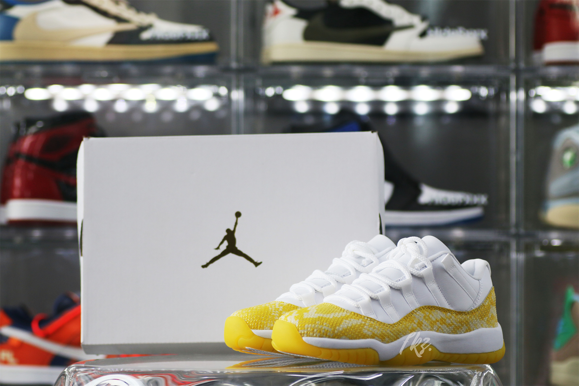 Air Jordan 11 Low “Yellow Snakeskin” 2023 (LN5 A1 Batch)