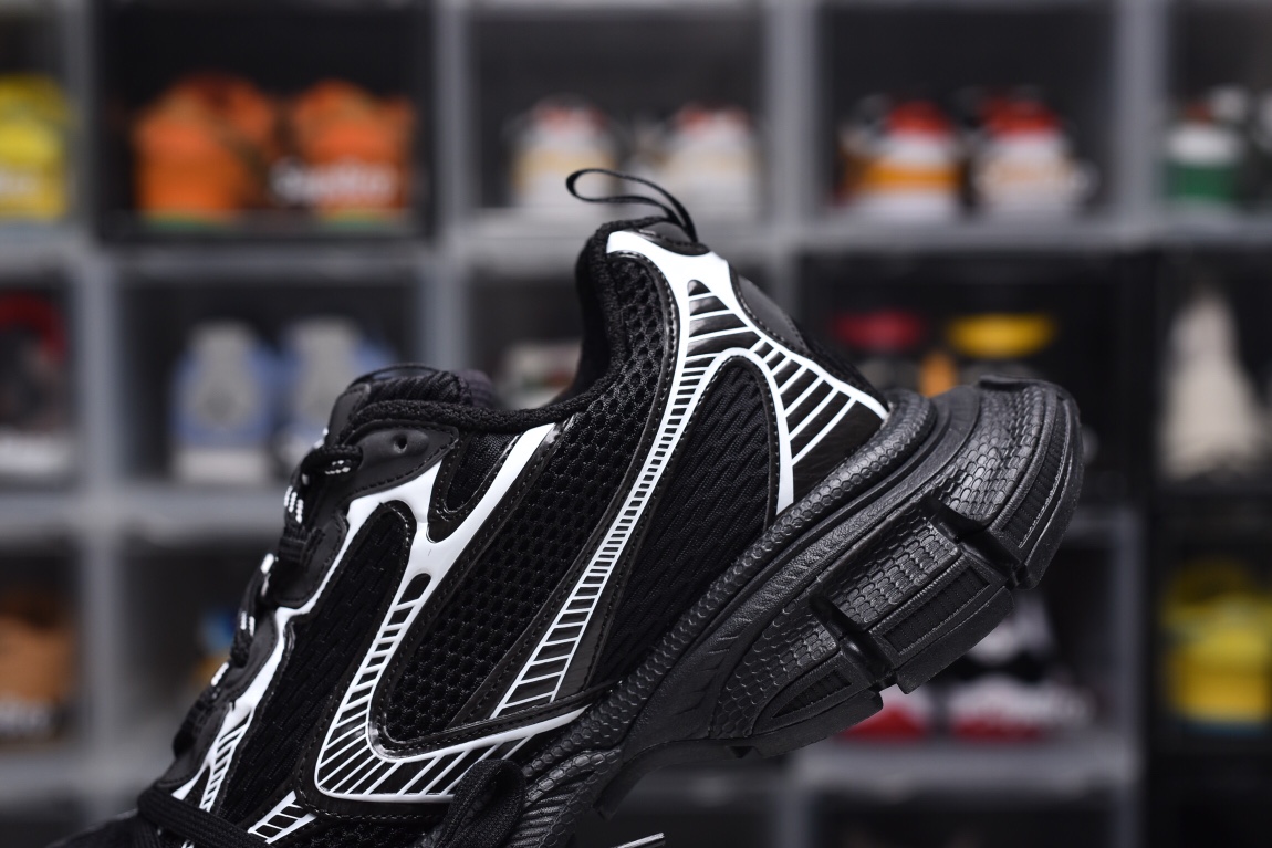 Balenciag* 3XL Sneaker ‘Worn‑Out ‑ Black White’