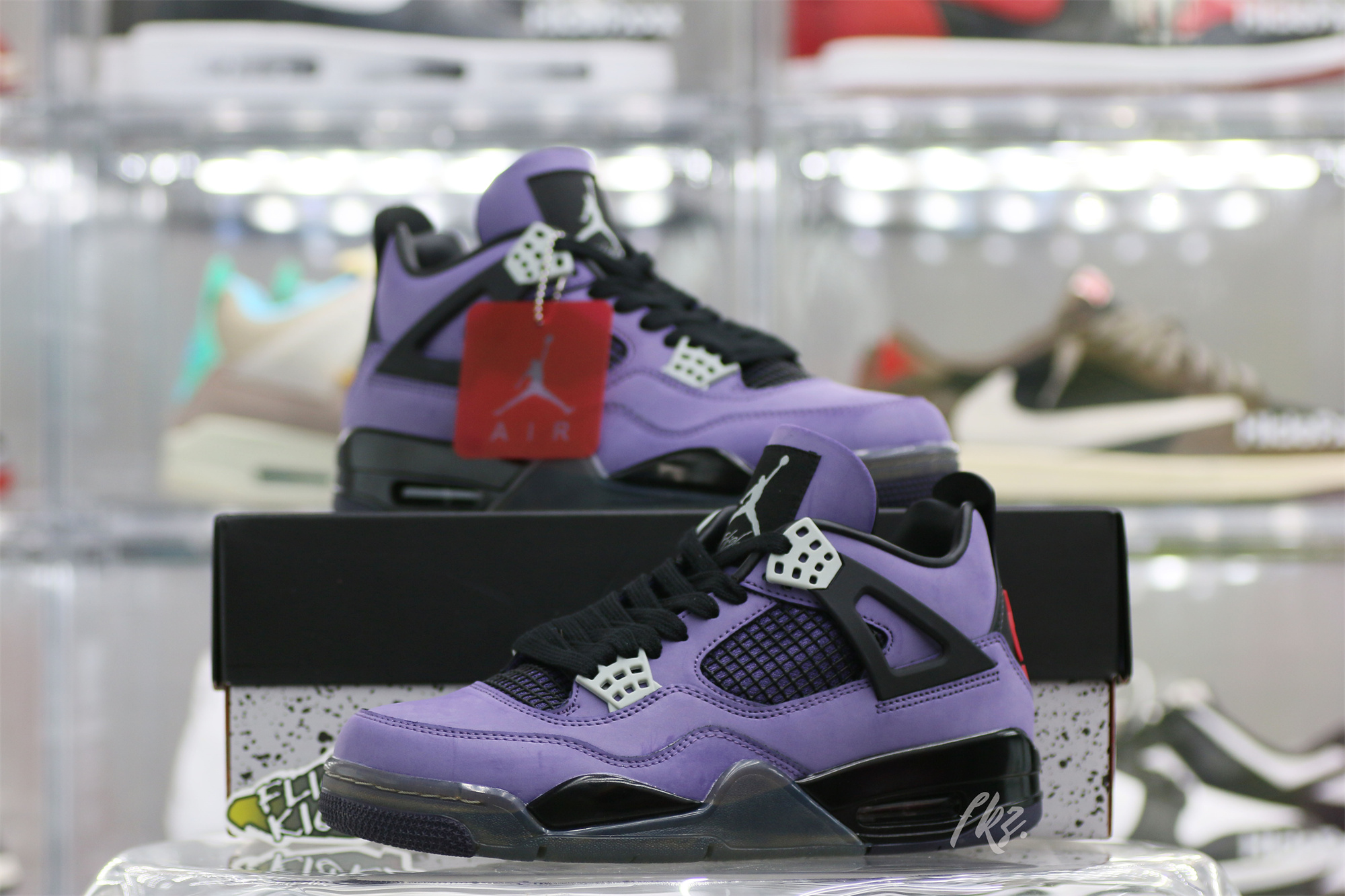 Jordan 4 Retro Travis Scott Purple (Friends And Family)
