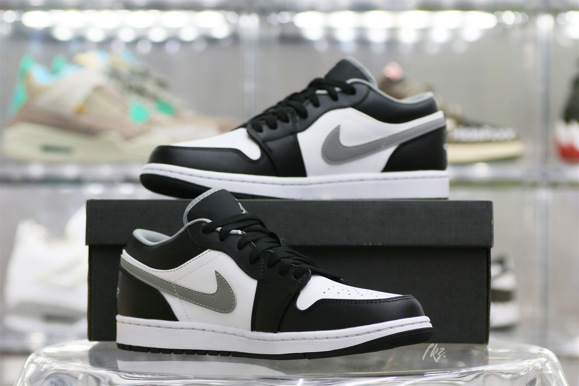 Air Jordan 1 Low Black White Grey
