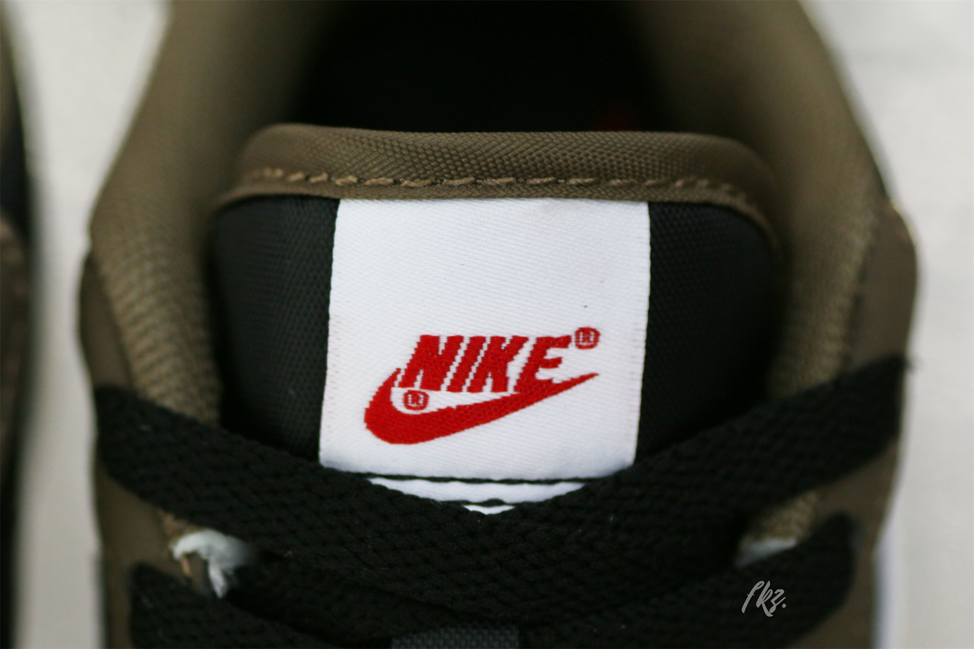 Travis Scott X Air Jordan 1 Low ‘Cactus Jack’ Kid