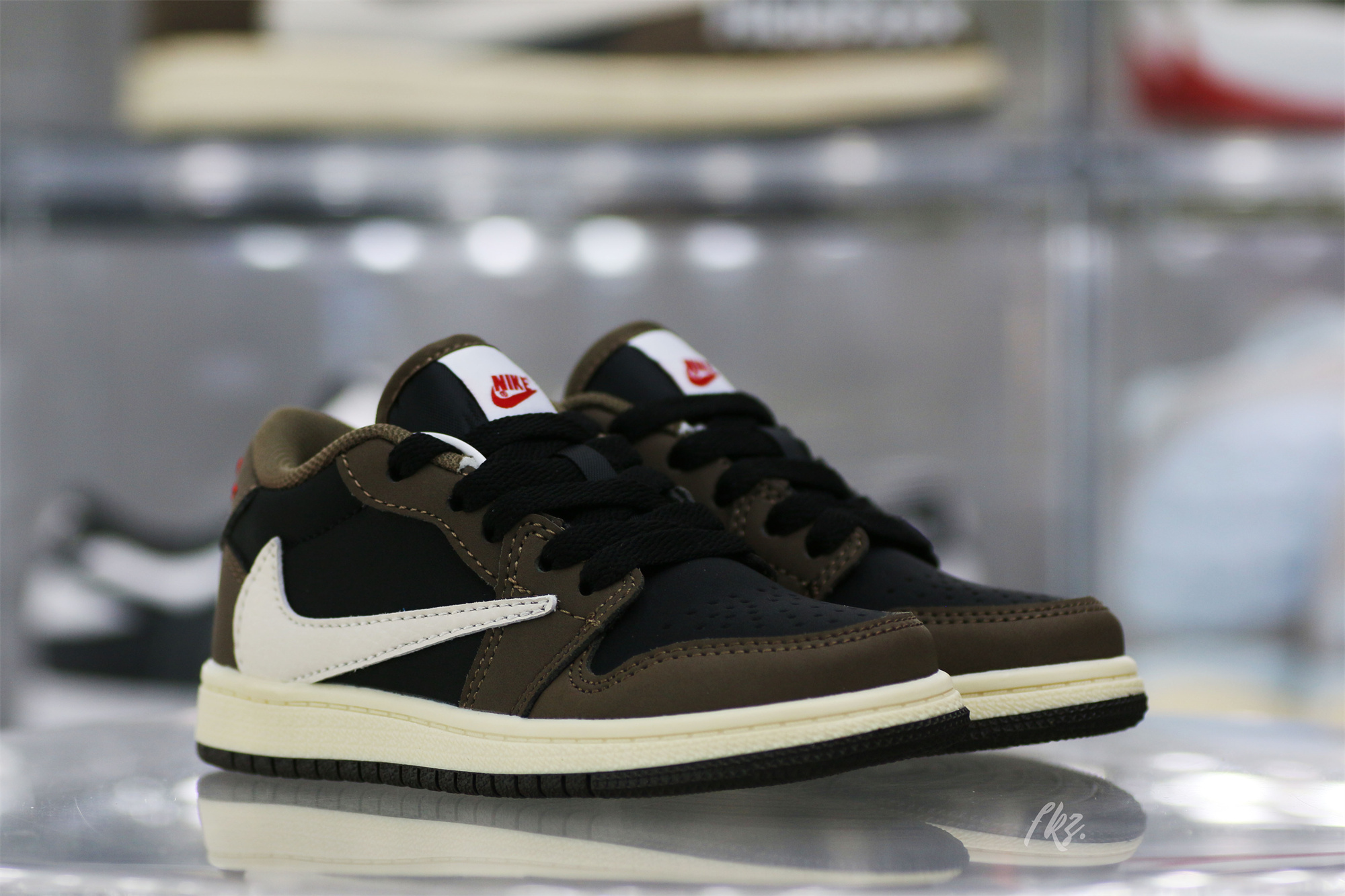 Travis Scott X Air Jordan 1 Low ‘Cactus Jack’ Kid