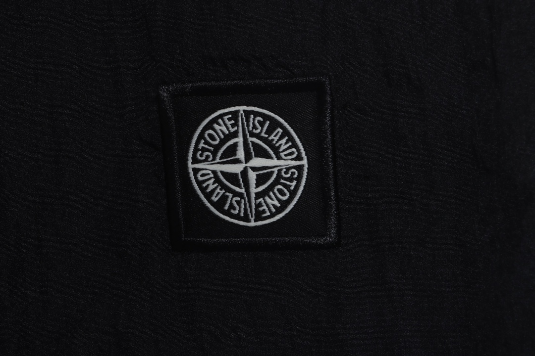 Stone island metal nylon small standard shorts