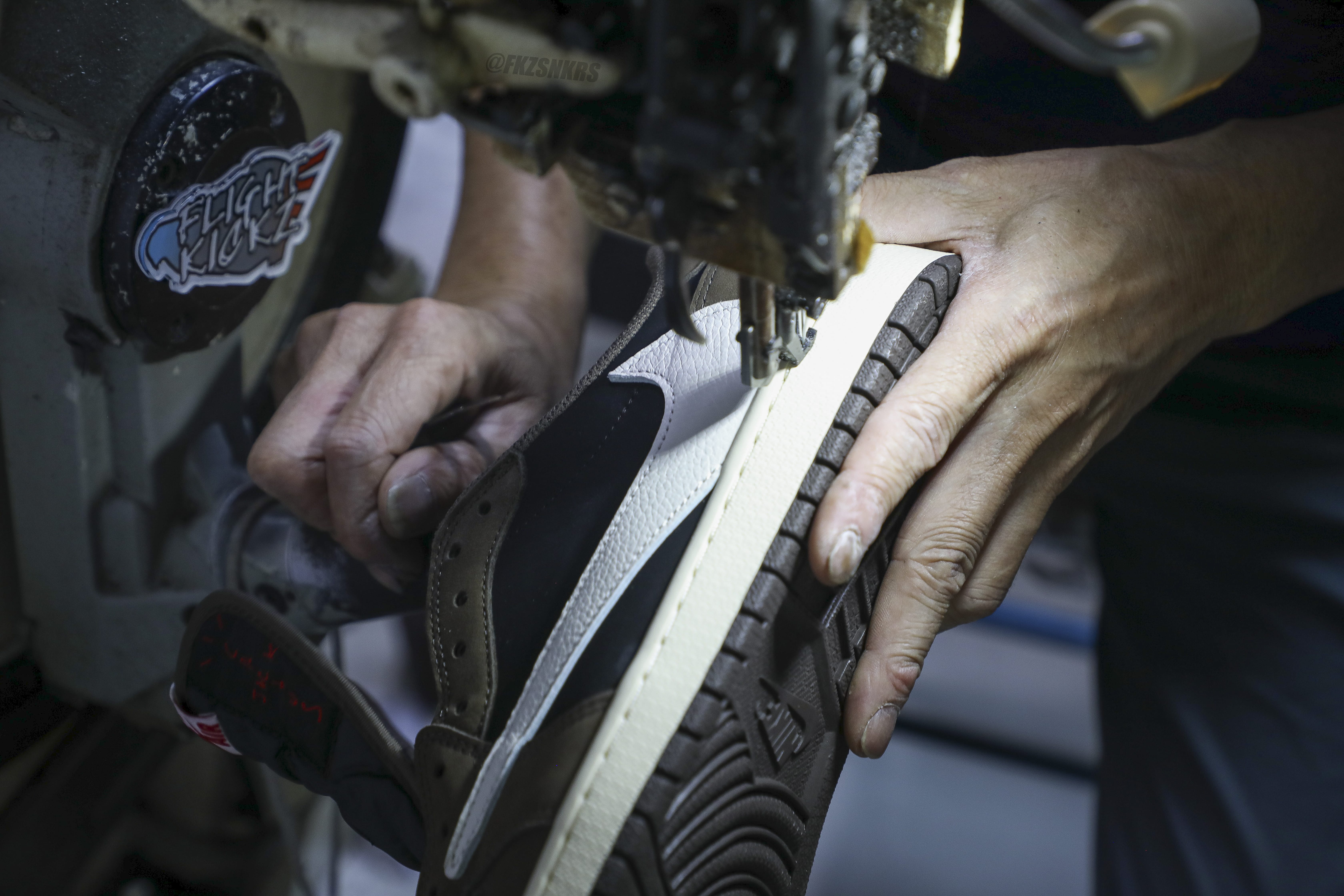 Travis Scott X Air Jordan 1 Low ‘Cactus Jack’ Kid