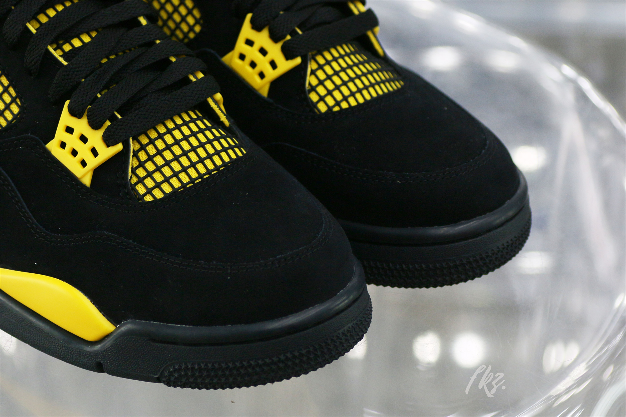 Air Jordan 4 Retro Thunder 2023 (LN5 A1 Batch)