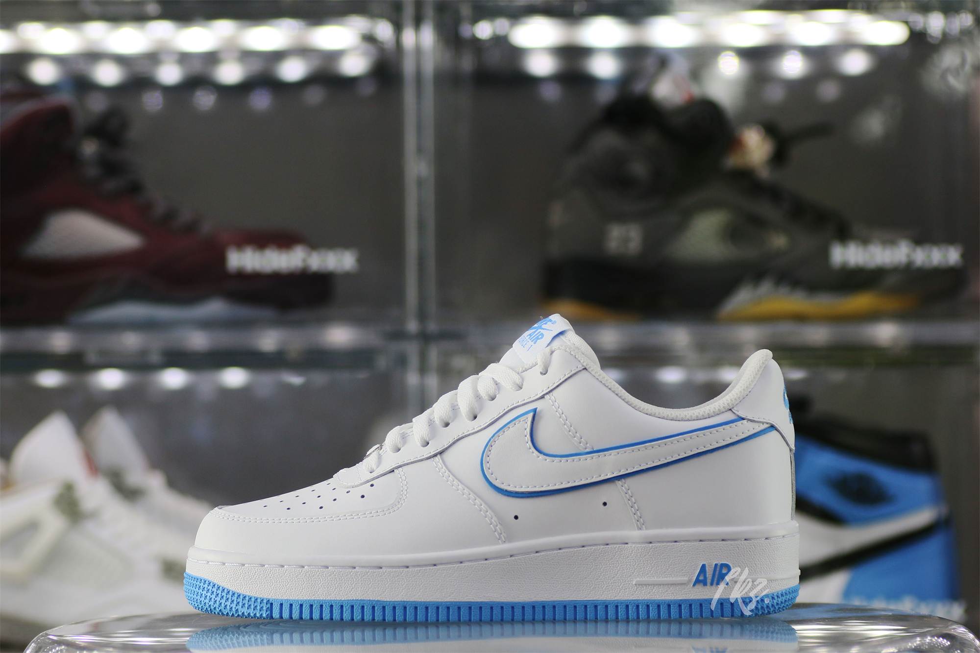 Nike Air Force 1 ’07 Low White University Blue Sole