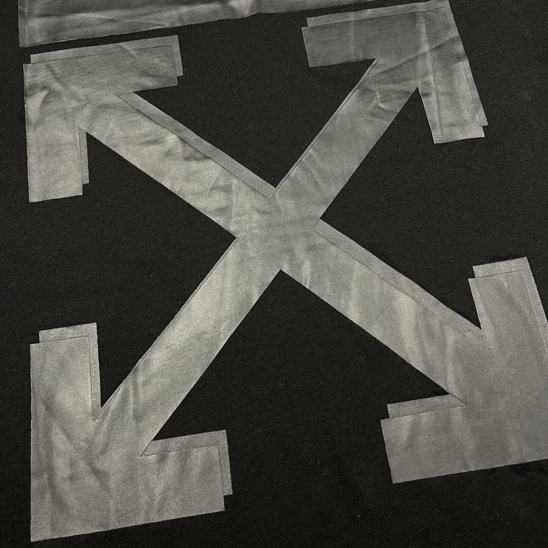 Ow overlapping printed short-sleeved black tape arrow T-shirt