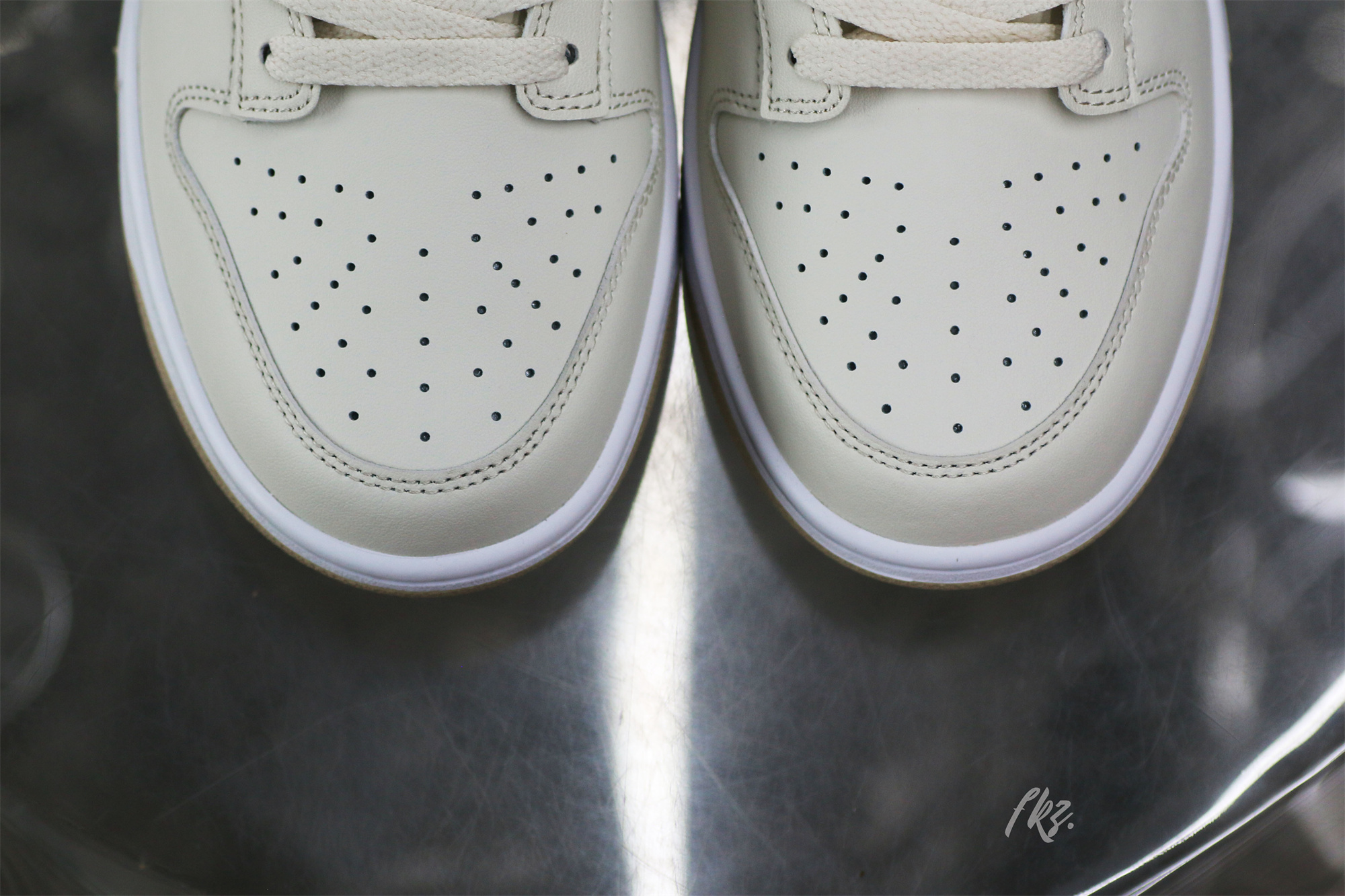 Nike Dunk Low Phantom Sanddrift