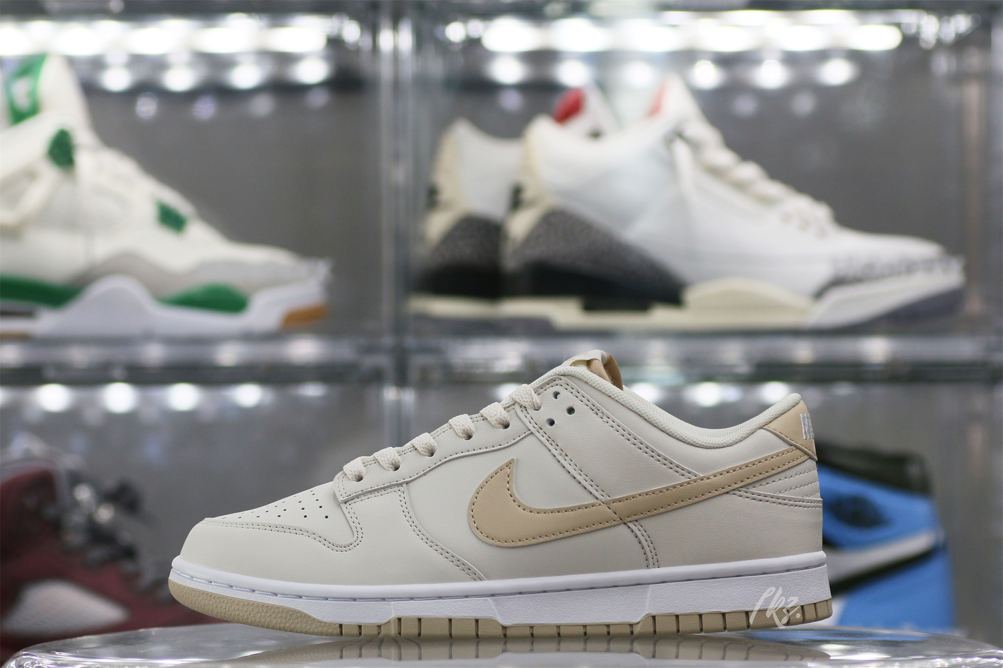 Nike Dunk Low Phantom Sanddrift