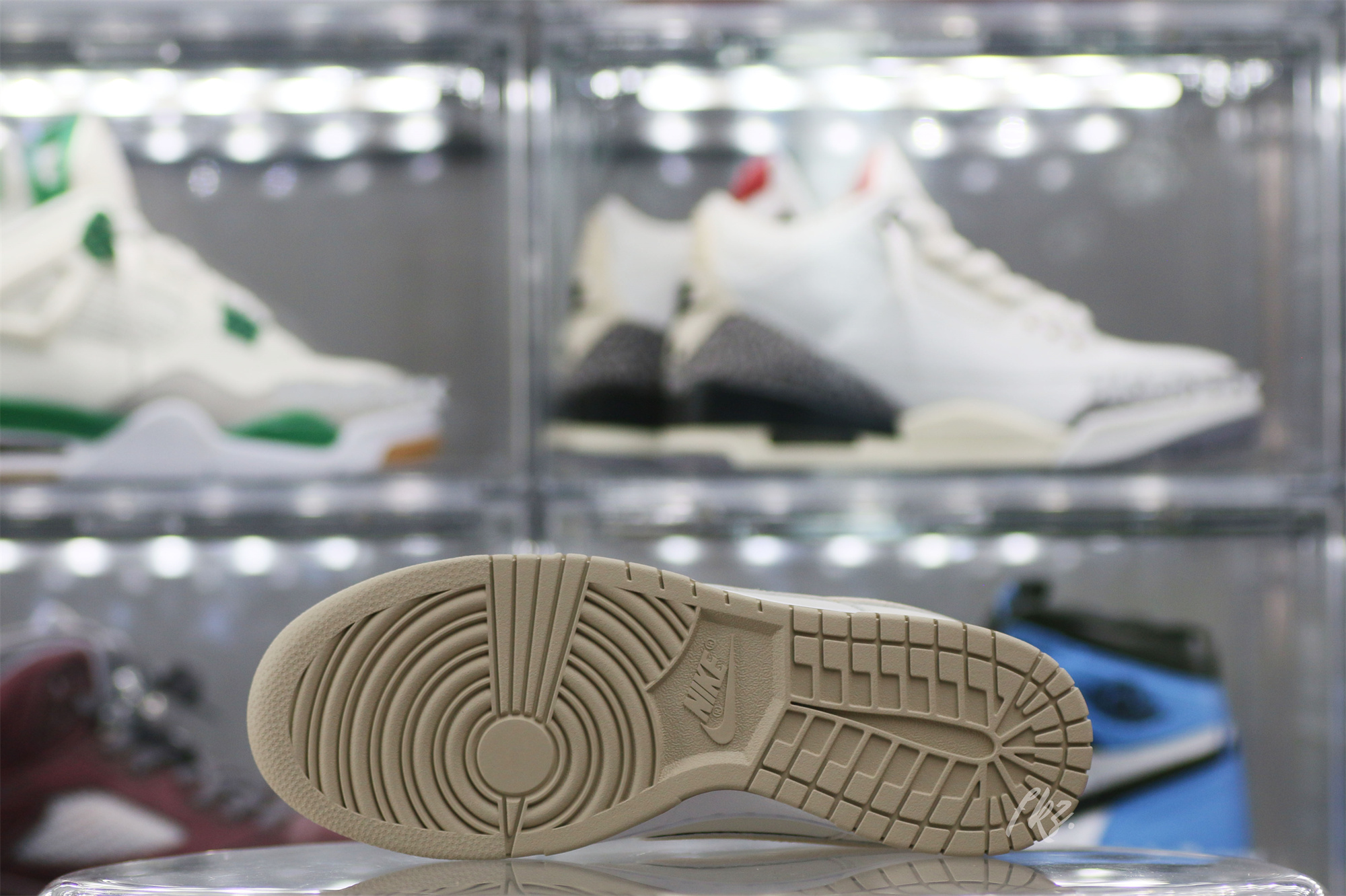 Nike Dunk Low Phantom Sanddrift