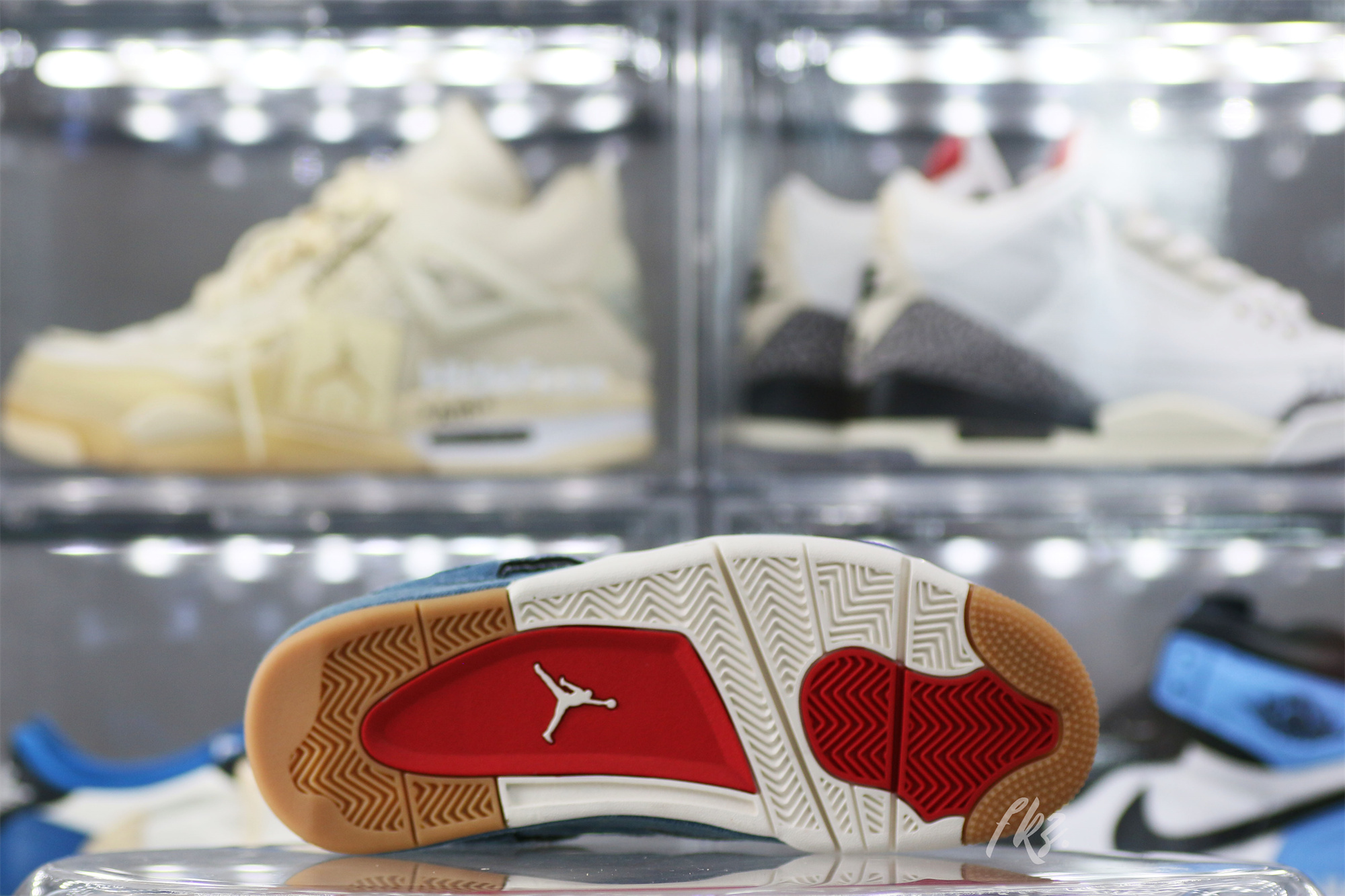 Air Jordan 4 Retro Levi’s Denim (Levi’s Tag)