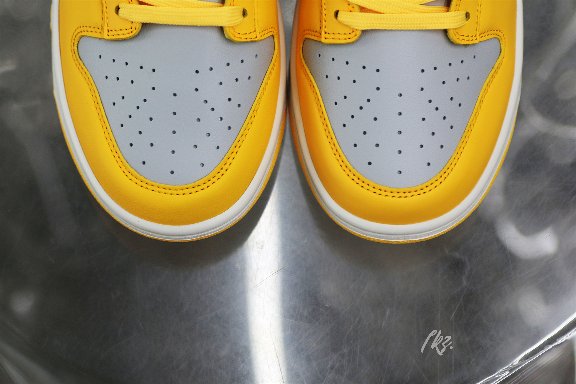 Nike Dunk Low Citron Pulse (Women’s)