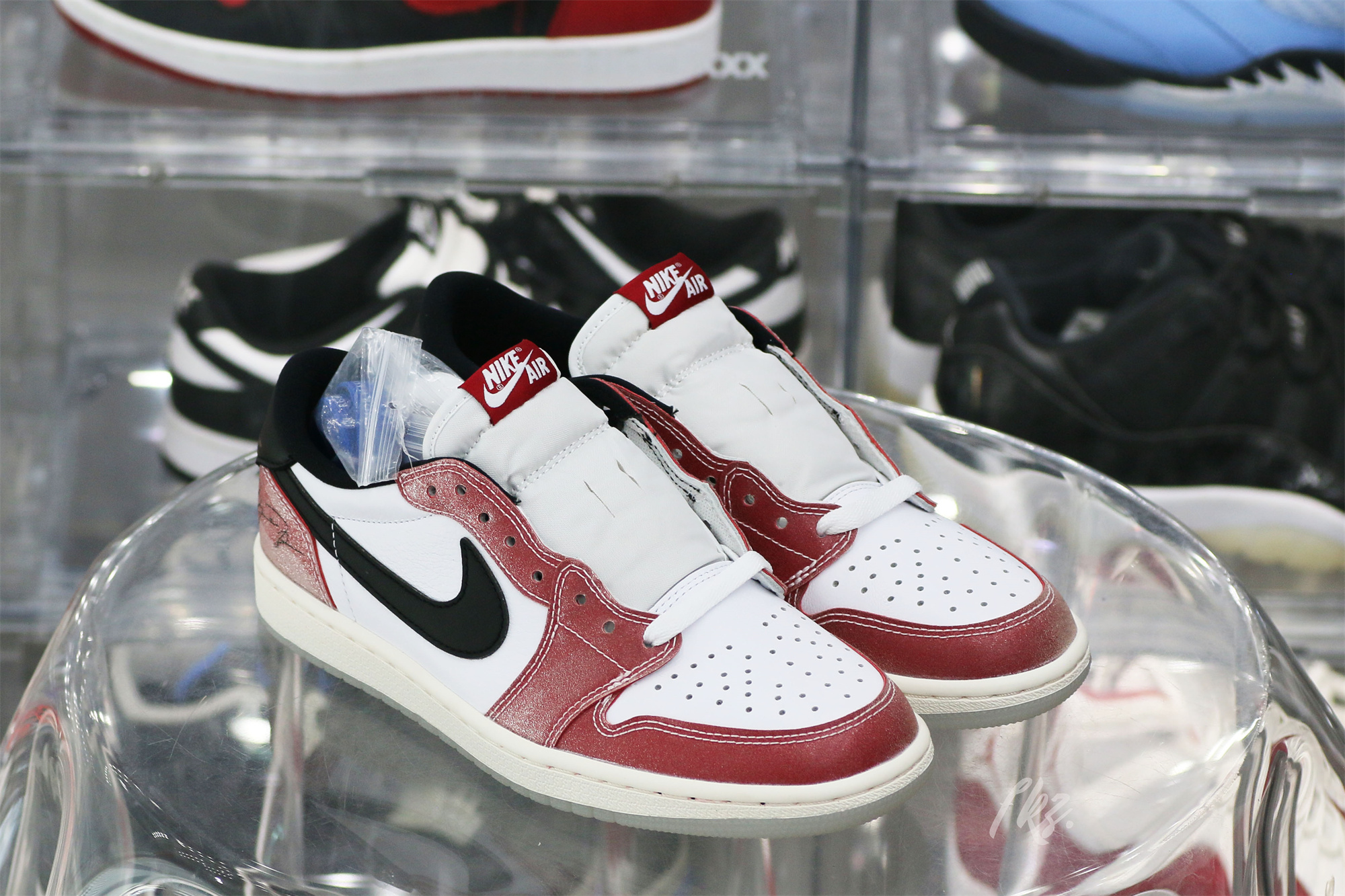 Trophy Room x Air Jordan 1 OG Low 2023