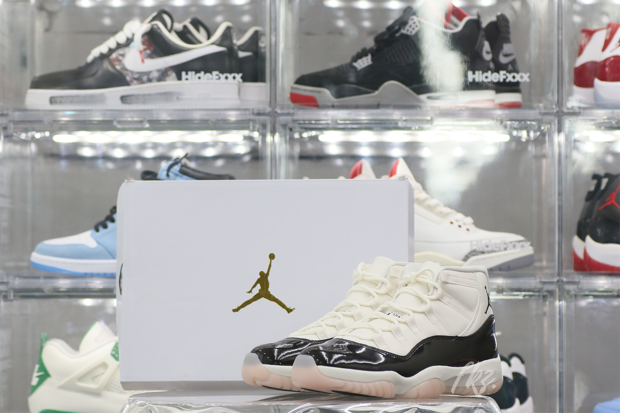 Air Jordan 11 “Neapolitan”(WMNS) (Ln5 A1 Batch)