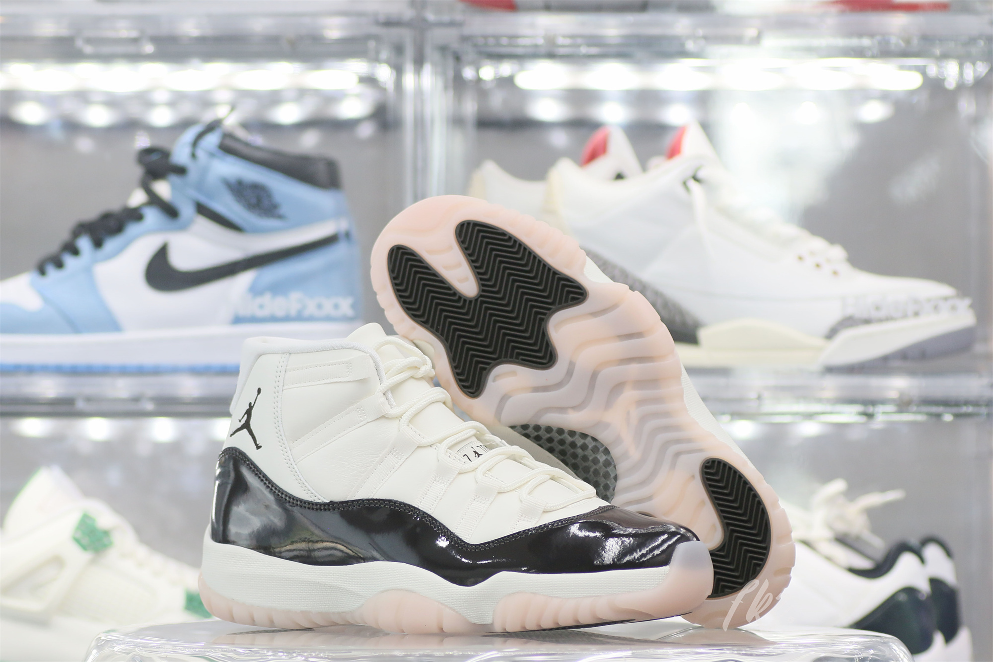 Air Jordan 11 “Neapolitan”(WMNS) (Ln5 A1 Batch)