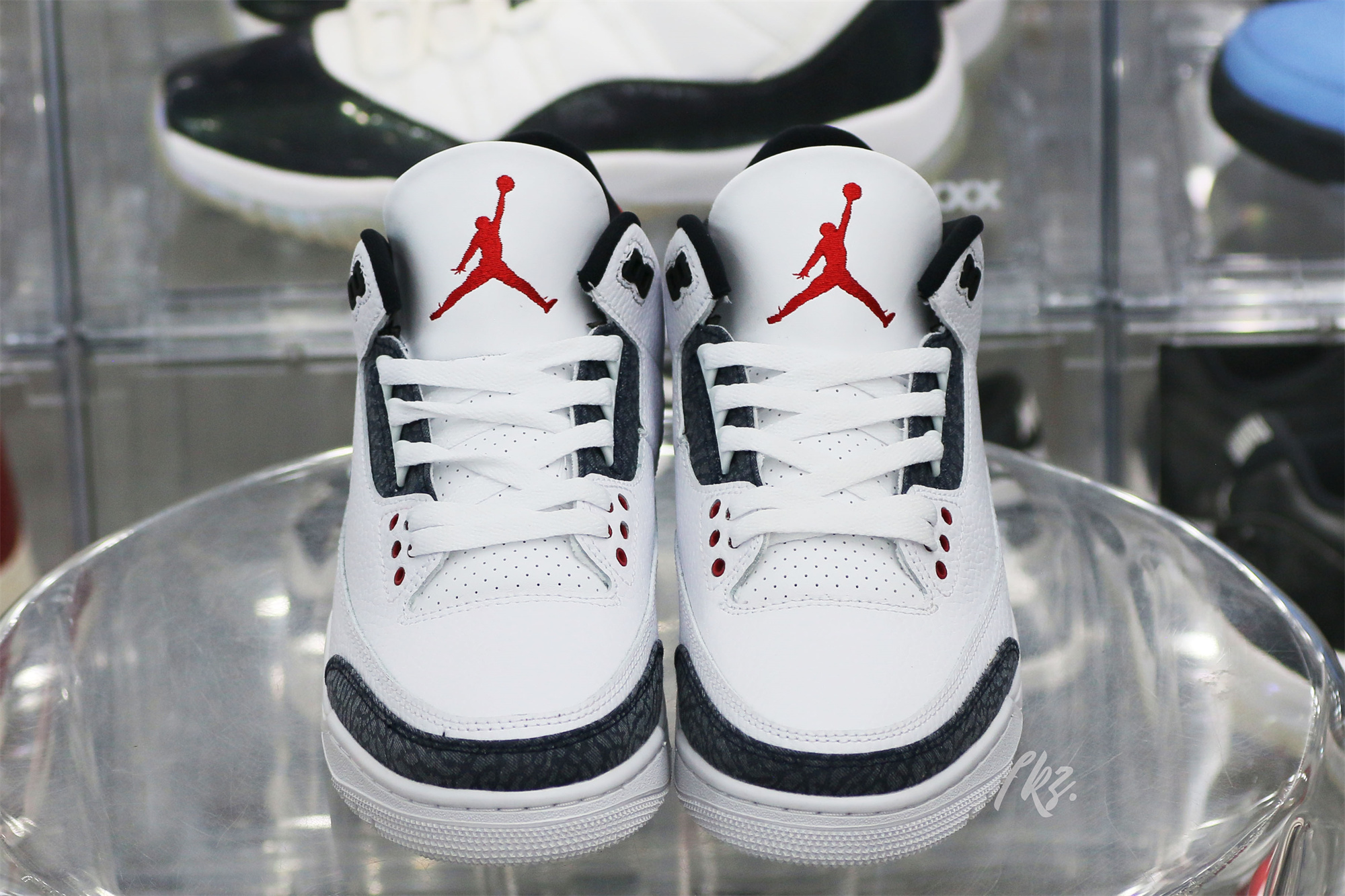 Jordan 3 Retro SE Fire Red Denim 2020