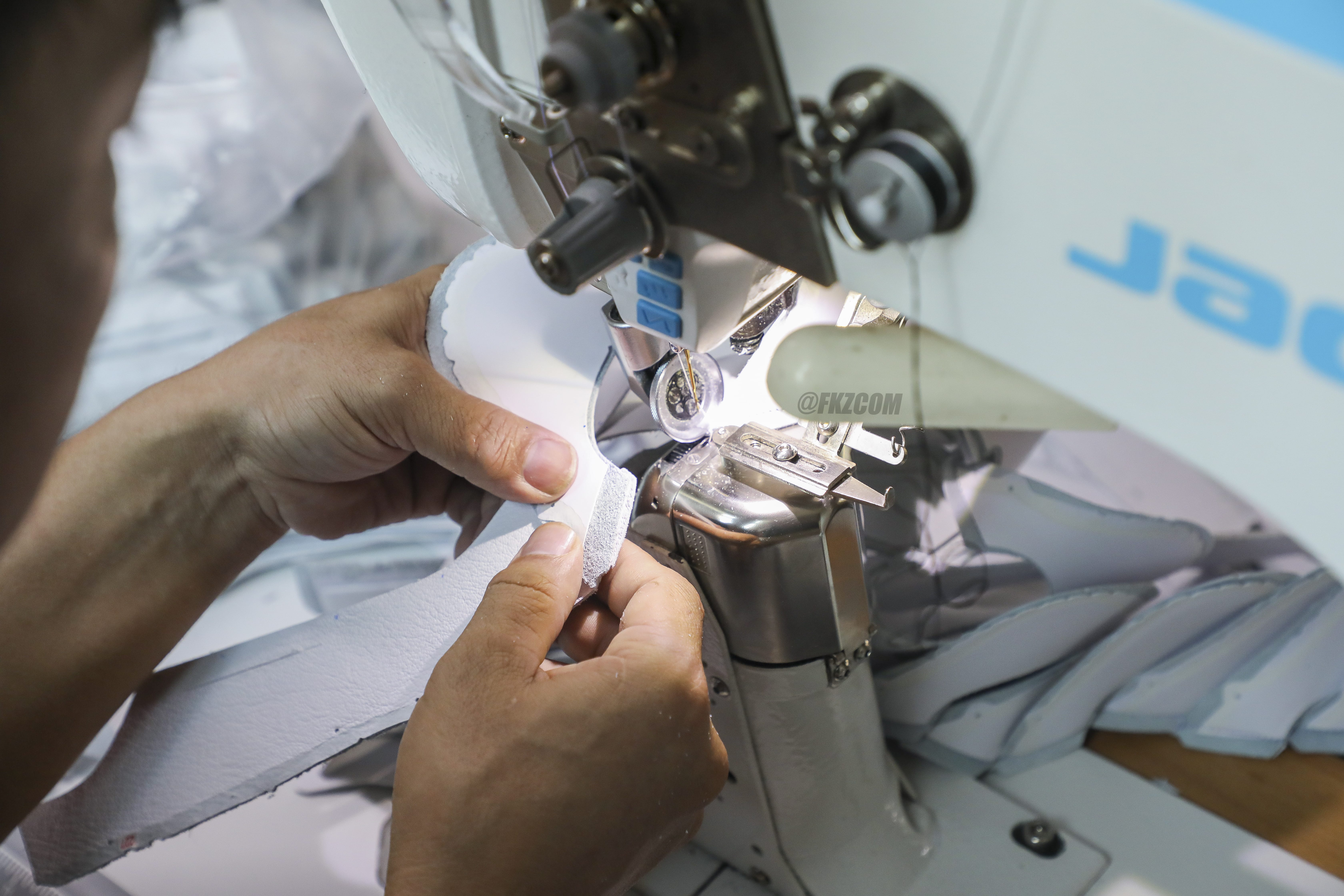 Air Jordan 4 Red Cement 2023 (LN5 A1 Batch)