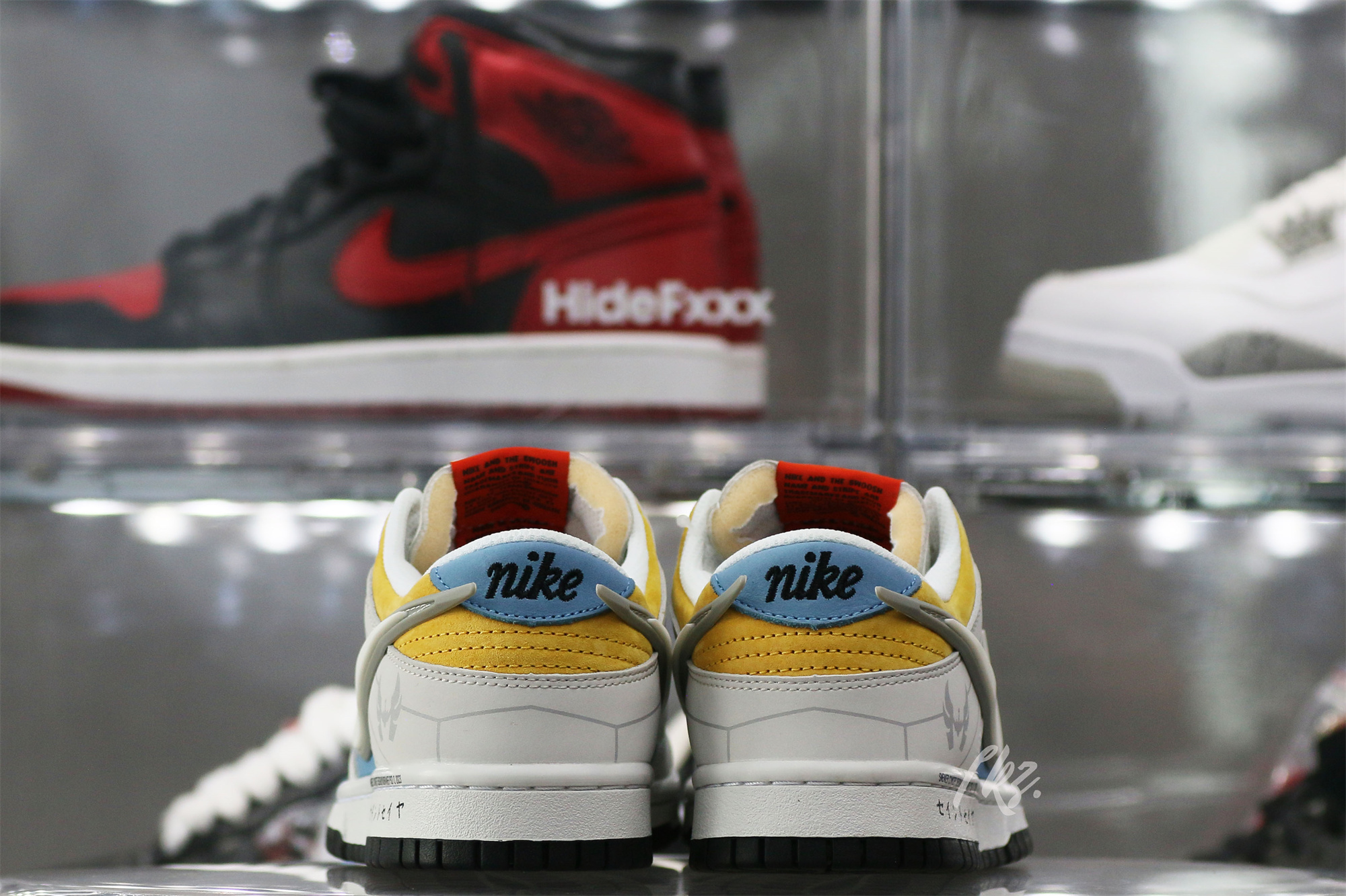 Nike SB Dunk Low & Athena Sail Blun White Grey