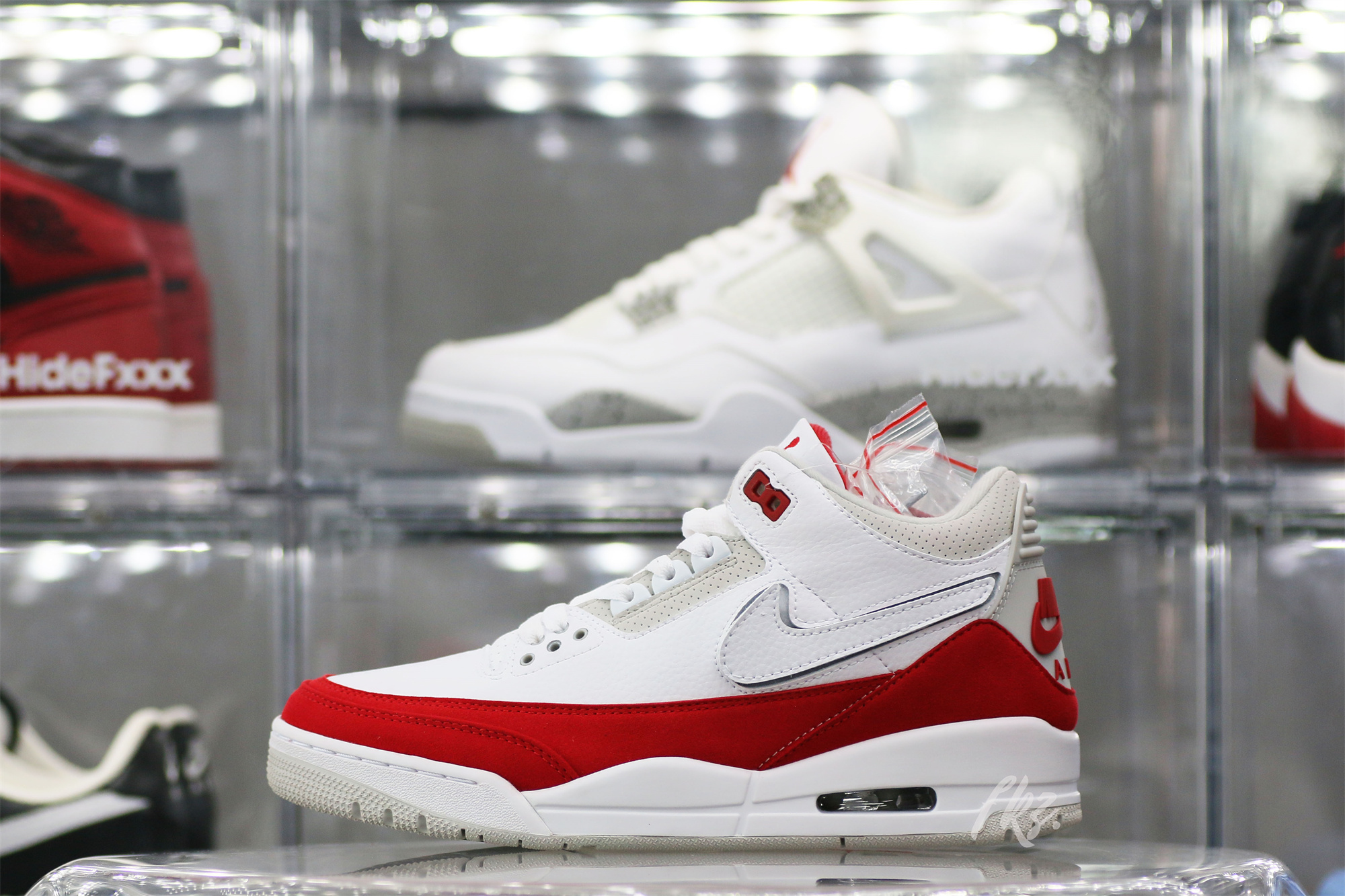 Air Jordan 3 Retro Tinker Air Max 1 – University Red