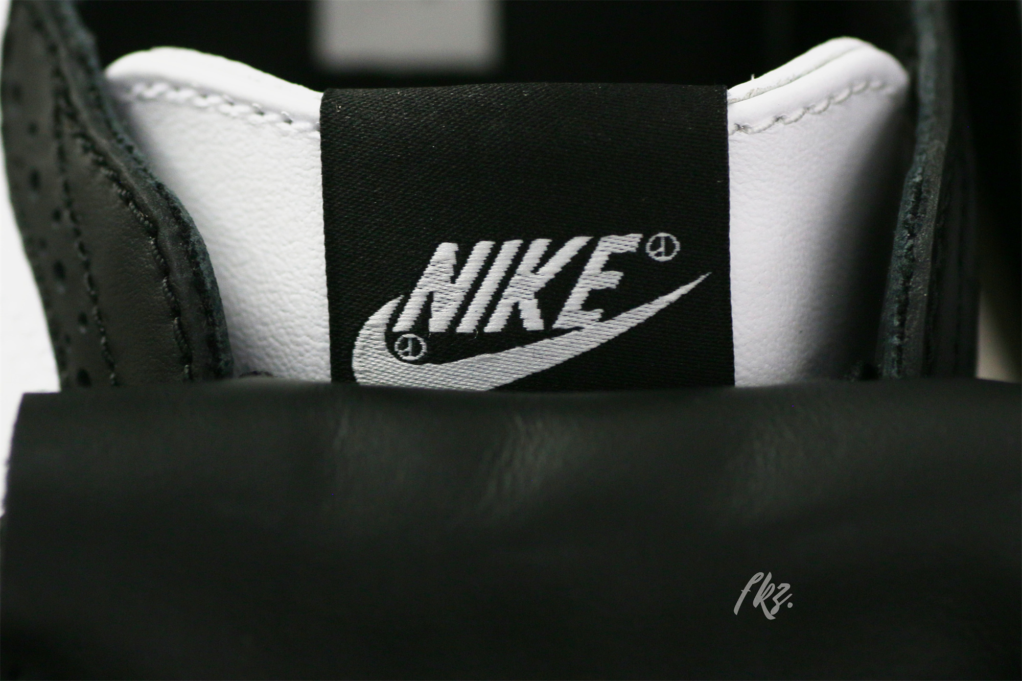 Nike Kwondo 1 G-Dragon Peaceminusone Panda