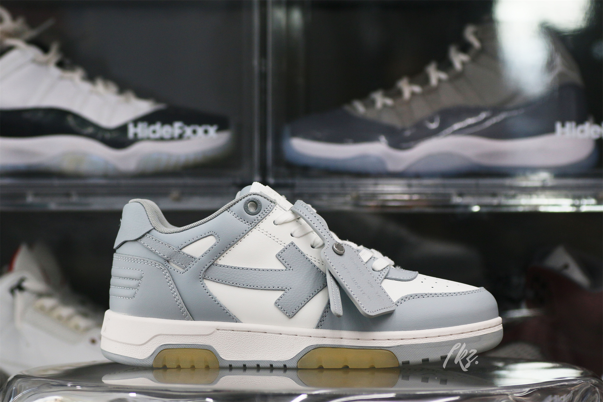 OFF-WHITE White & Gray Out Of Office Sneakers