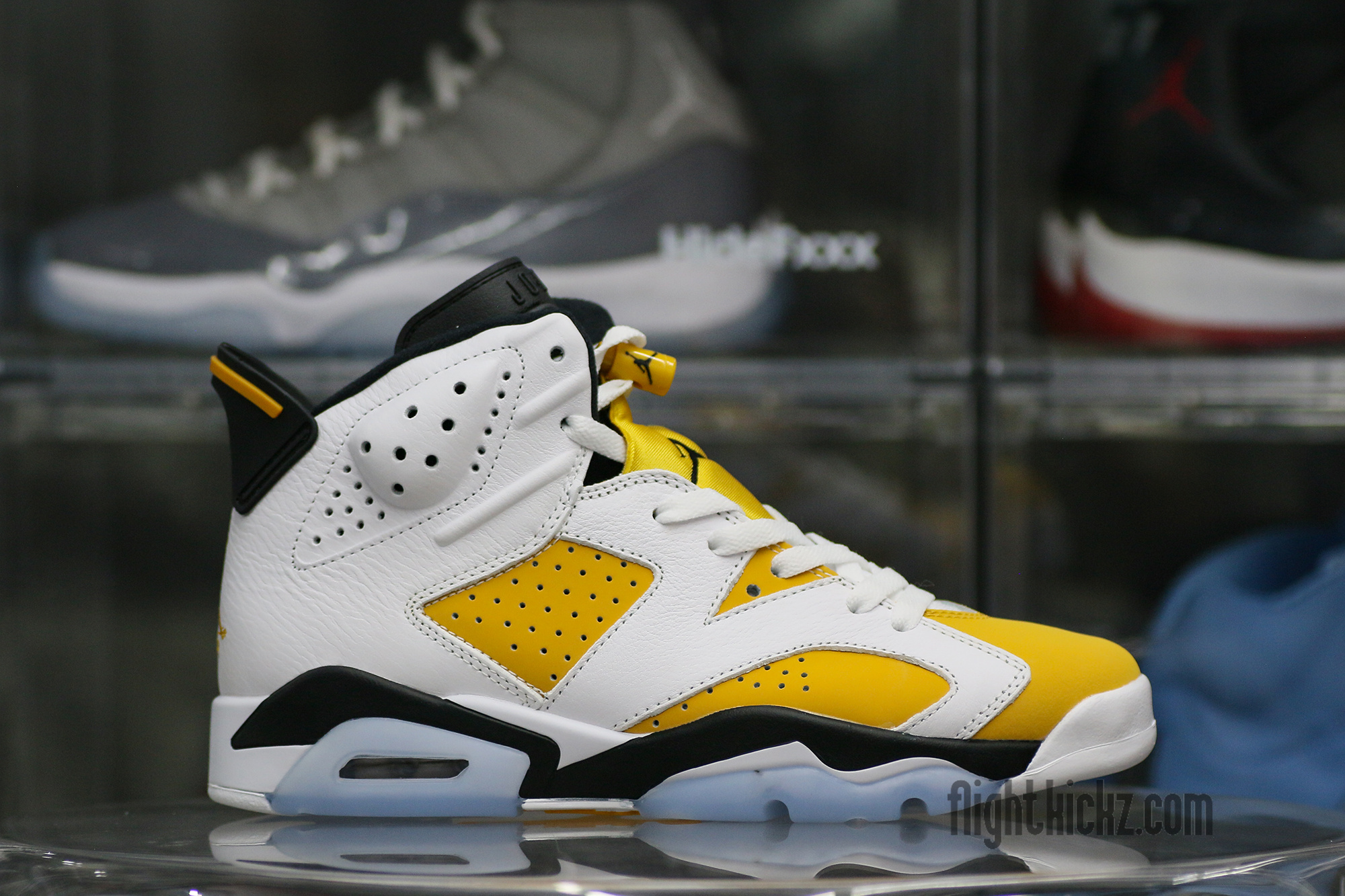 Air Jordan 6 Retro Yellow Ochre