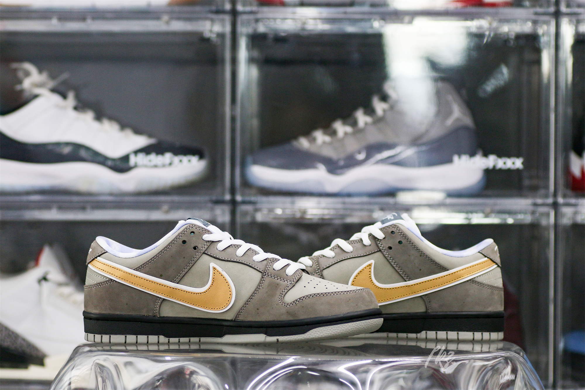 Nike SB Dunk Low Brown Lobster