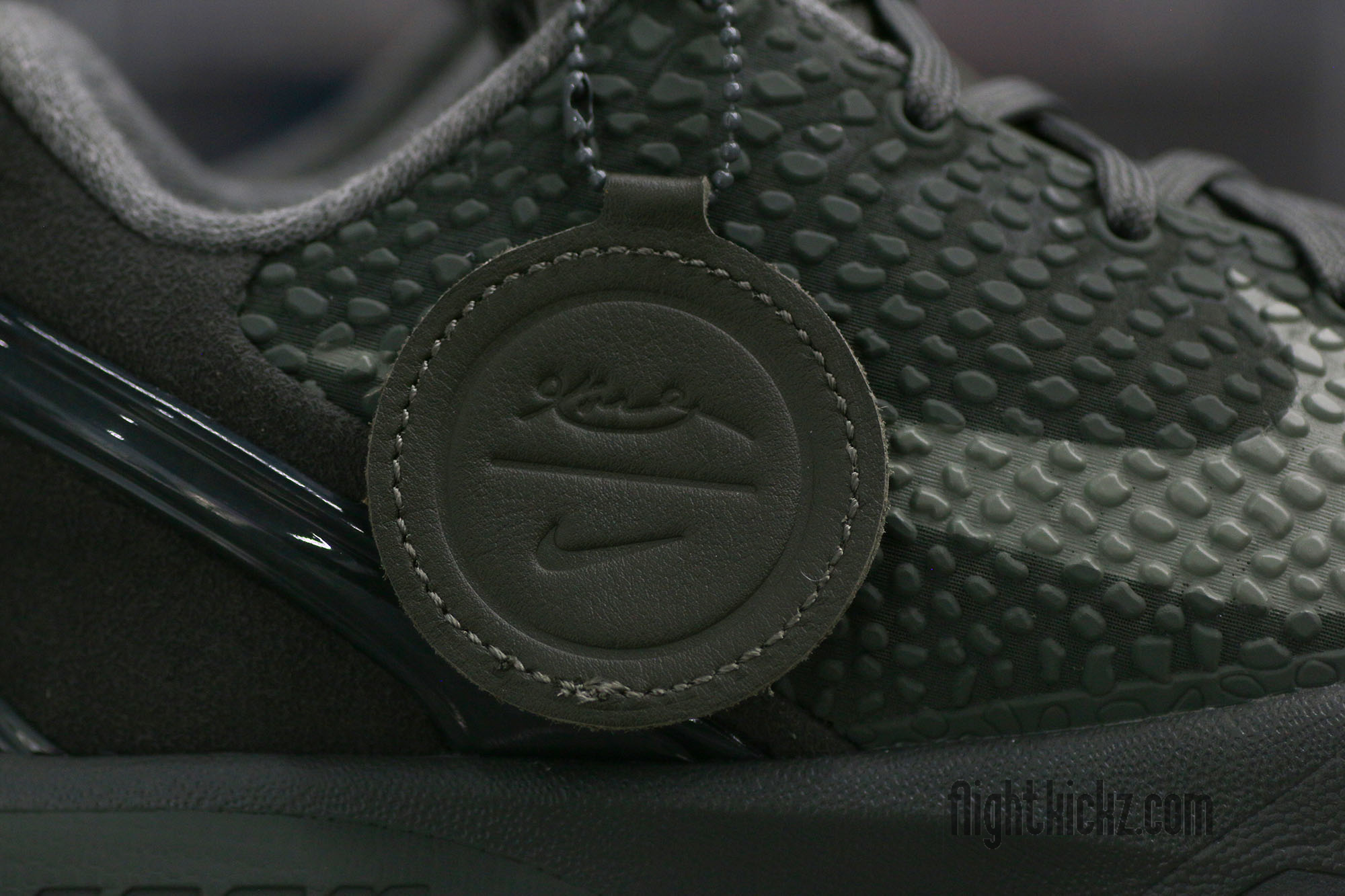 Zoom Kobe 6 Fade To Black 2016(A1 Batch)