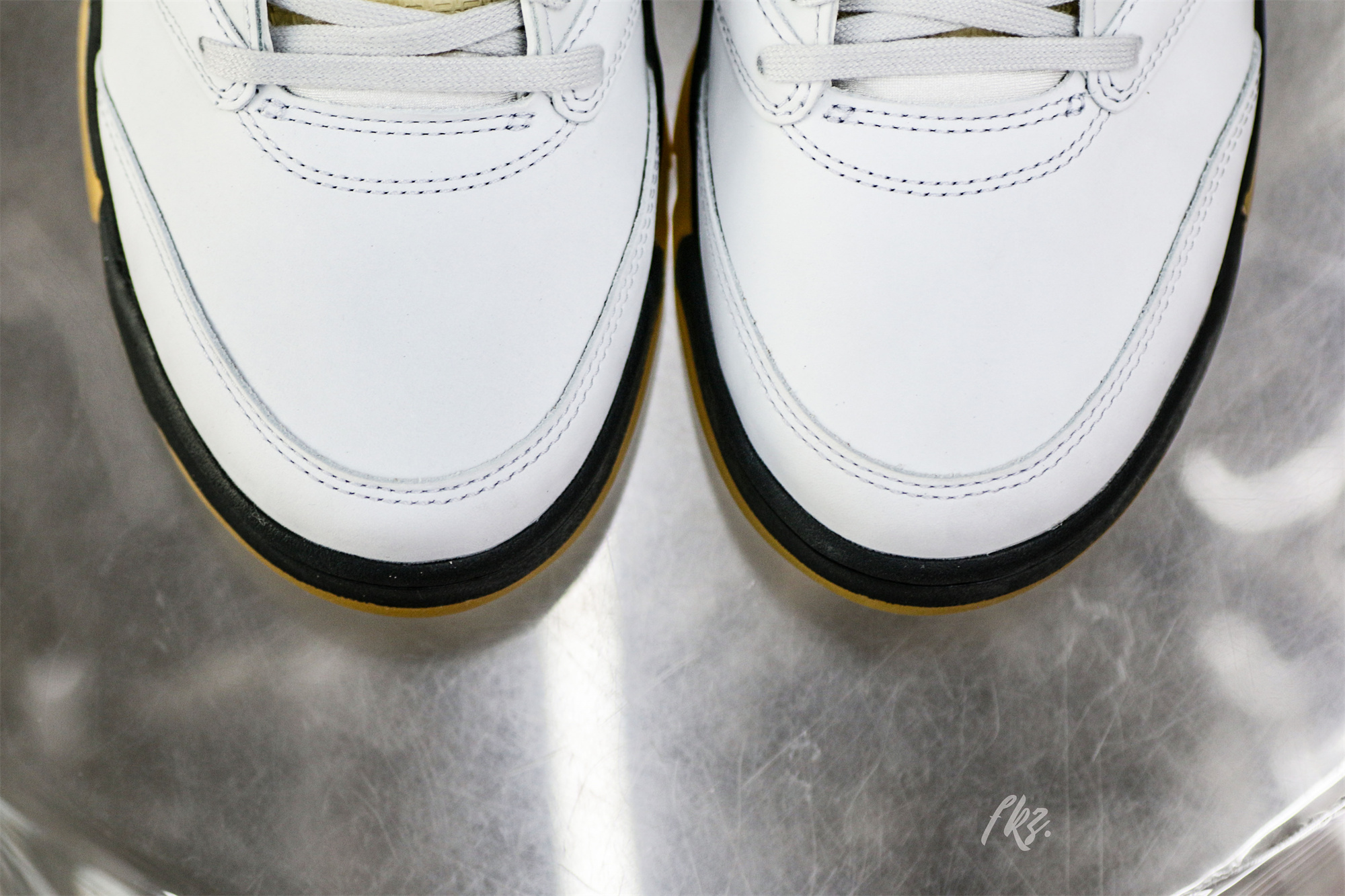 A Ma Maniere Air Jordan 5 SP Photon Dust/Diffused Blue WMS(LN5 A1)