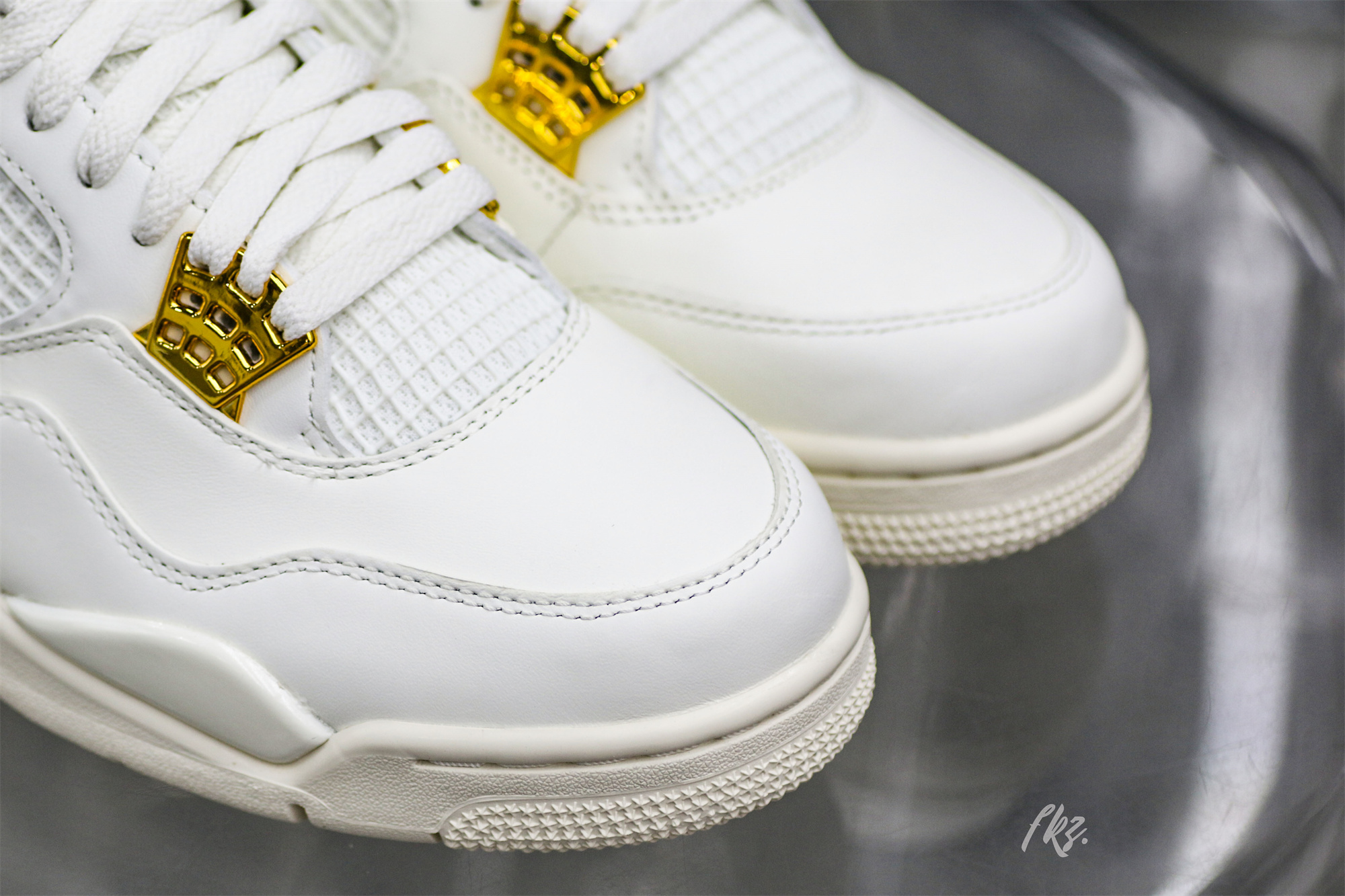 Air Jordan 4 Wmns Sail 2024 (LN5 A1 Batch)