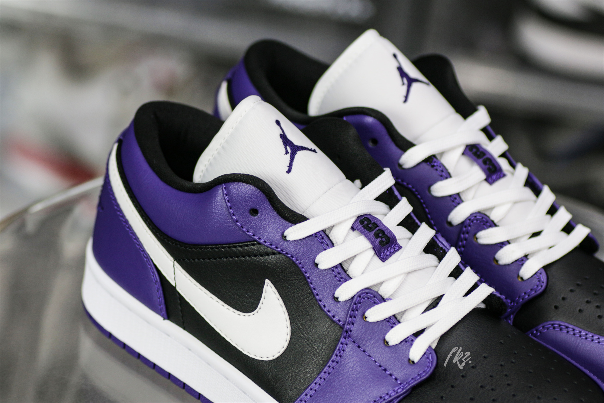 Air Jordan 1 Low Retro Court Purple Black 2020